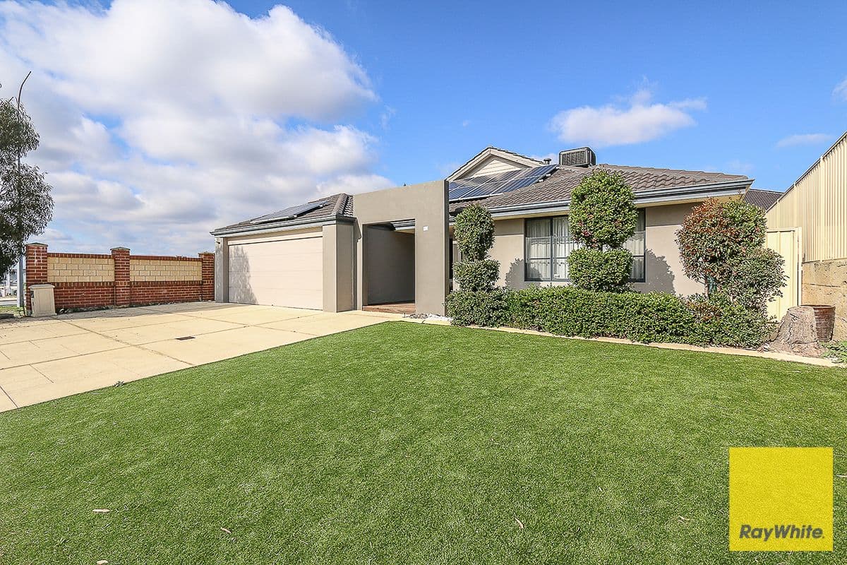 93 Bethwyn Circuit, Madeley WA 6065, Madeley - Thumbnail 2