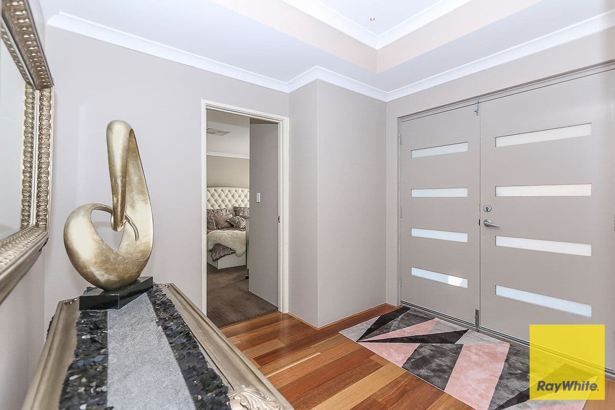 93 Bethwyn Circuit, Madeley WA 6065, Madeley - Thumbnail 3