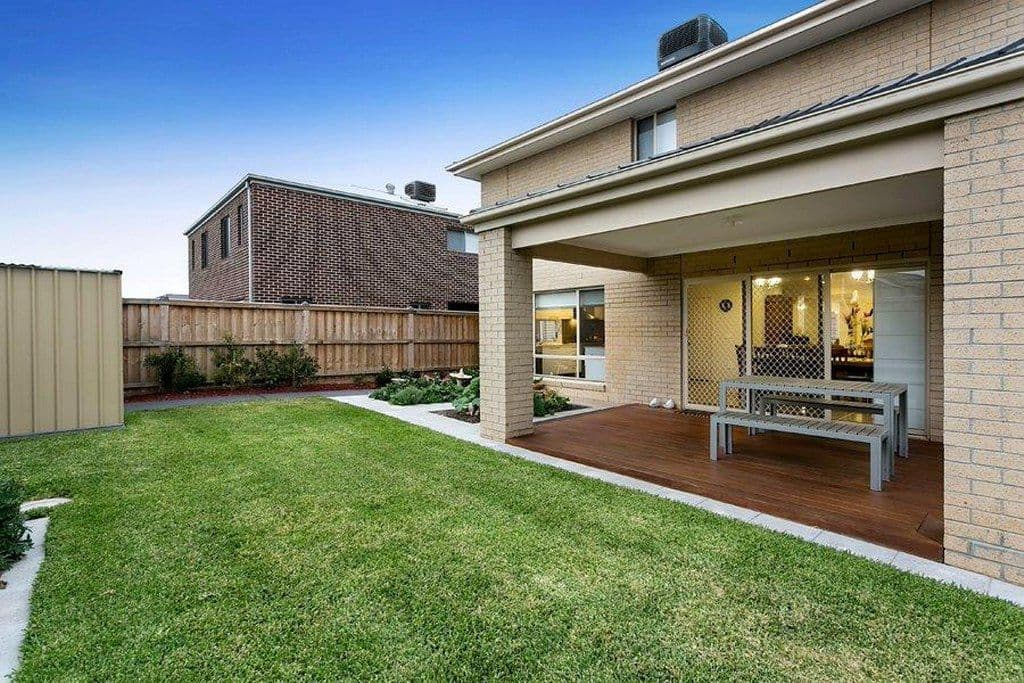 10 Hartland Road, POINT COOK VIC 3030, Point Cook - Thumbnail 3