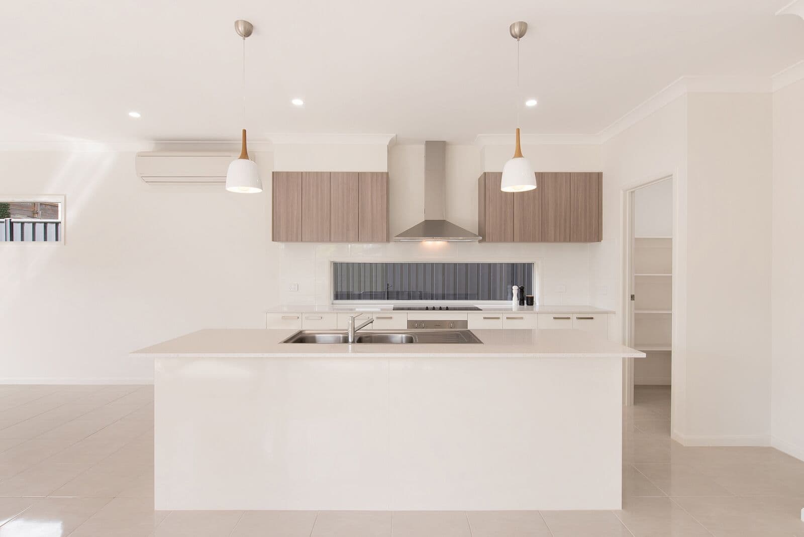 8 Taminga Street, Sunnybank Hills QLD 4109, Sunnybank Hills - Thumbnail 2