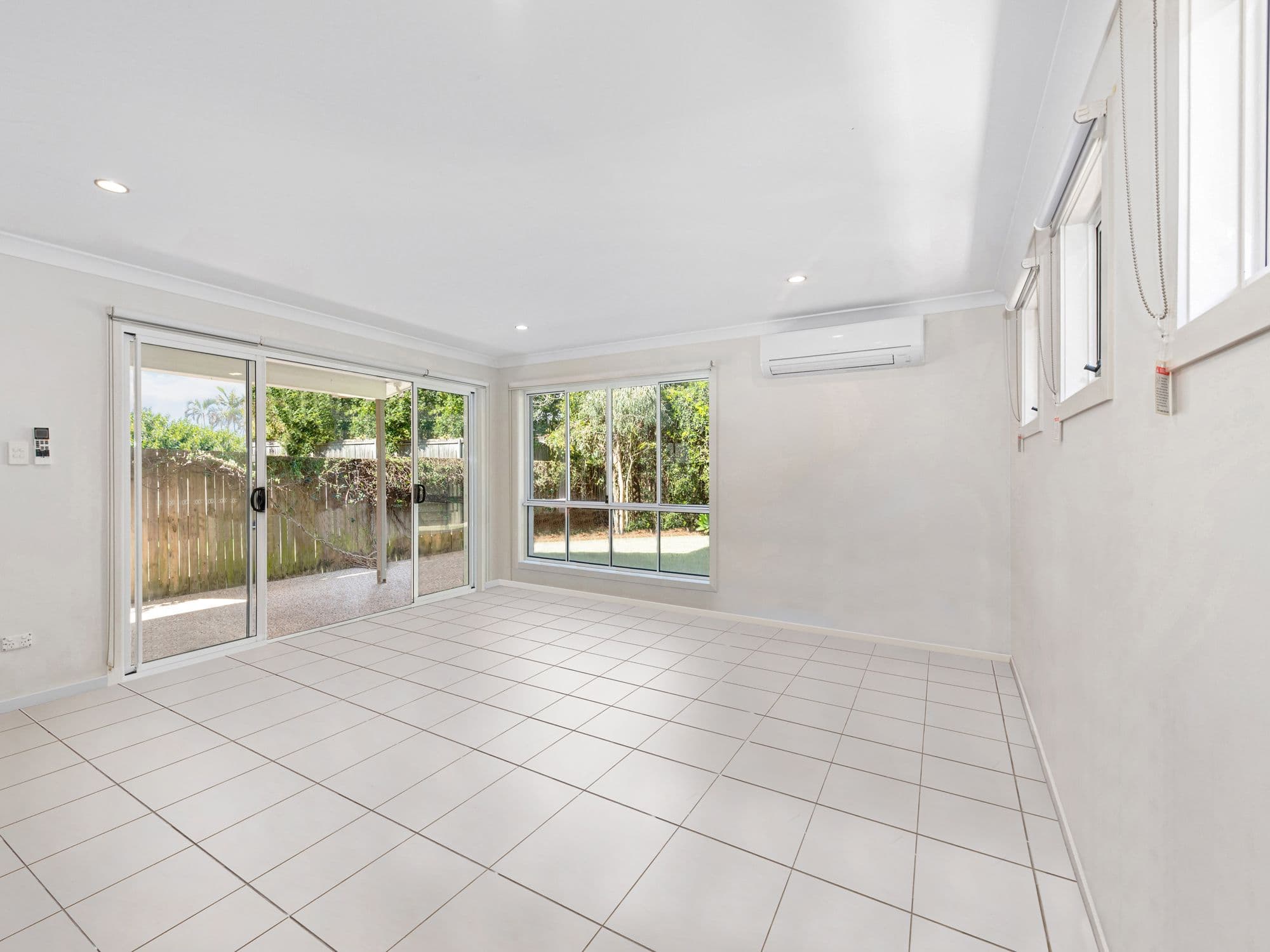 56 Robertson Street, Sherwood QLD 4075, Sherwood - Thumbnail 4