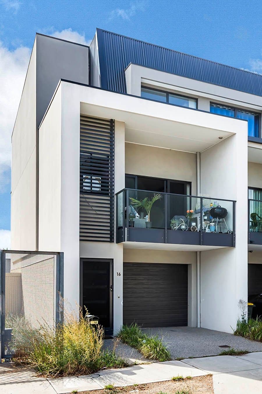 16 Tribeca Drive, Point Cook VIC 3030, Point Cook - Thumbnail 2