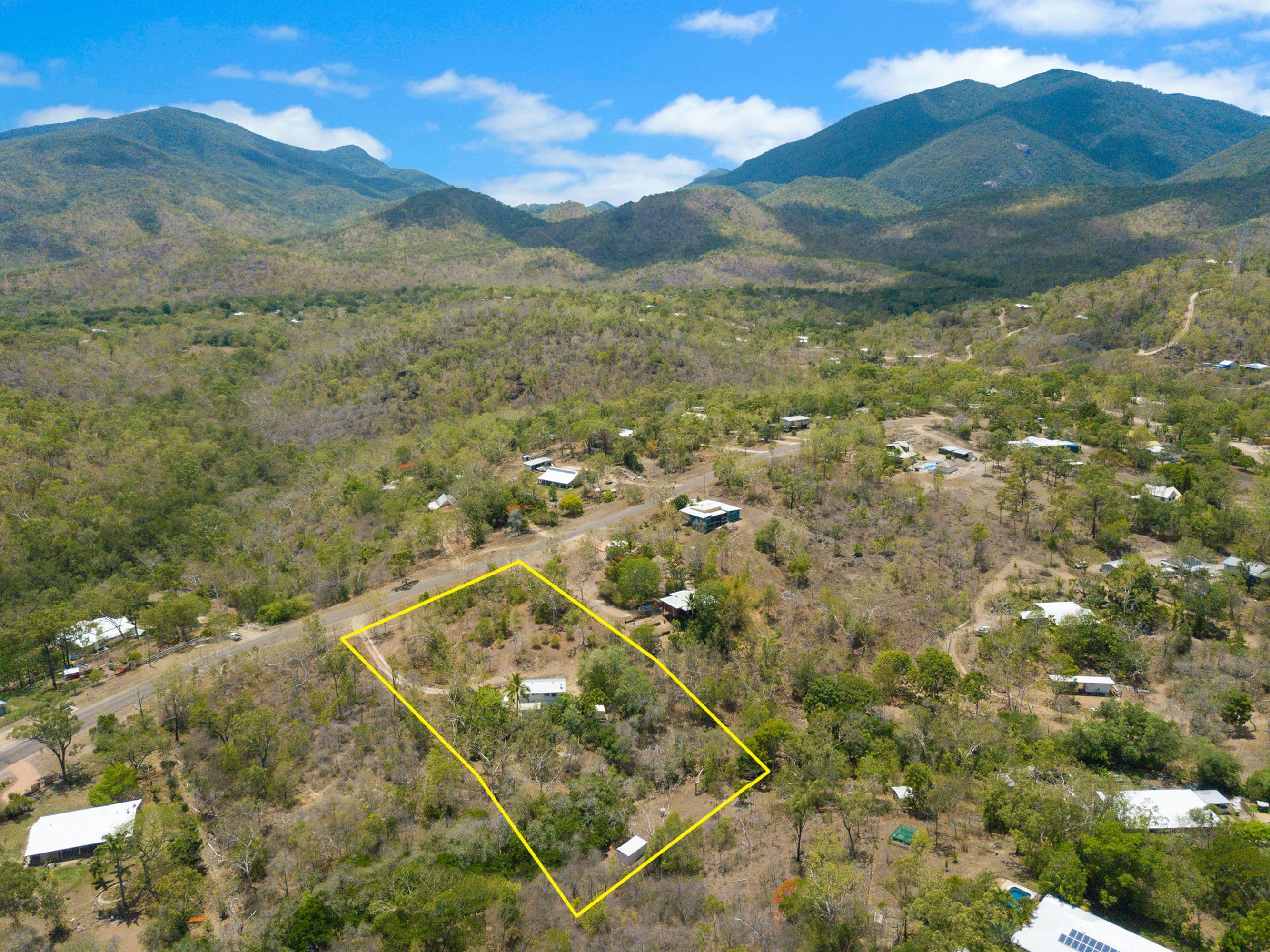 13 Mount Clifton Court, Alligator Creek QLD 4816, Alligator Creek - Thumbnail 2