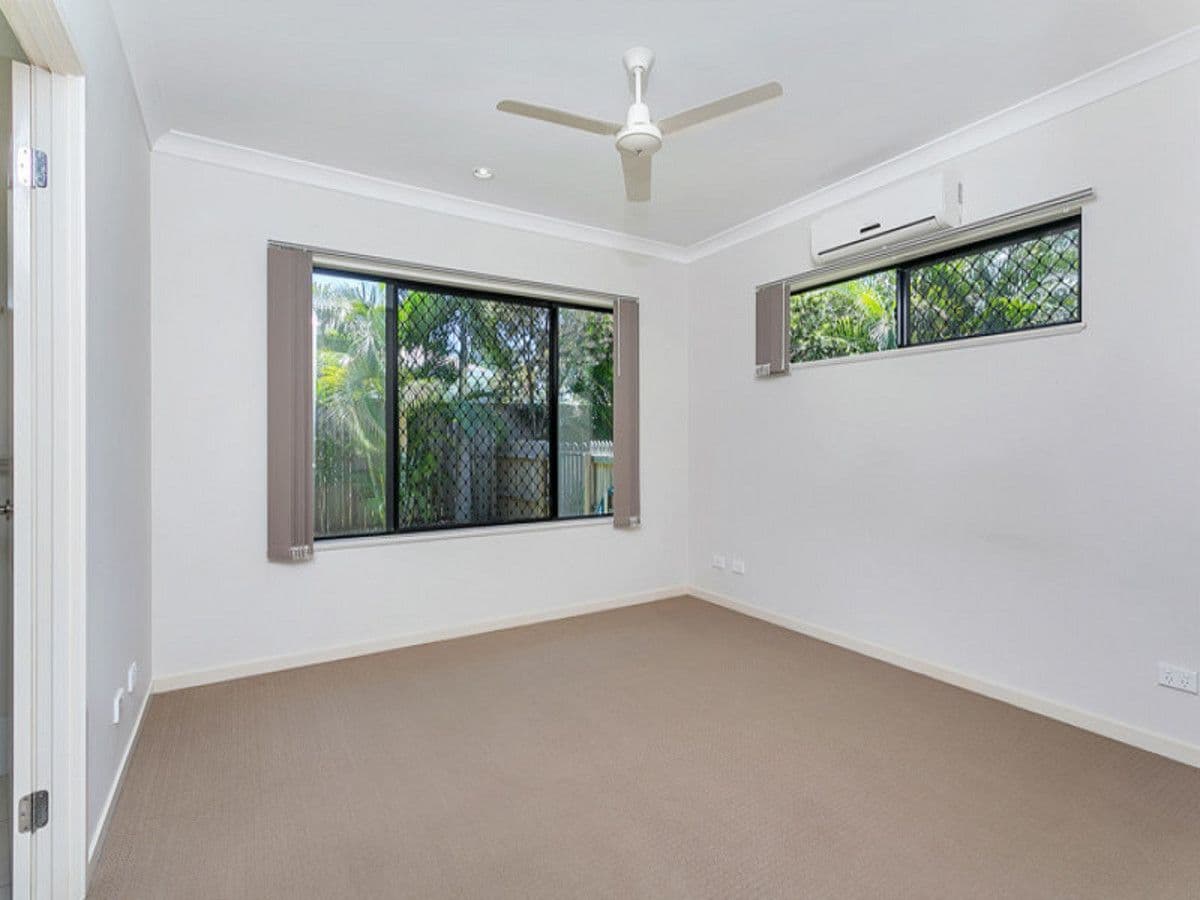 10 Hatch Close, Trinity Beach QLD 4879, Trinity Beach - Thumbnail 8