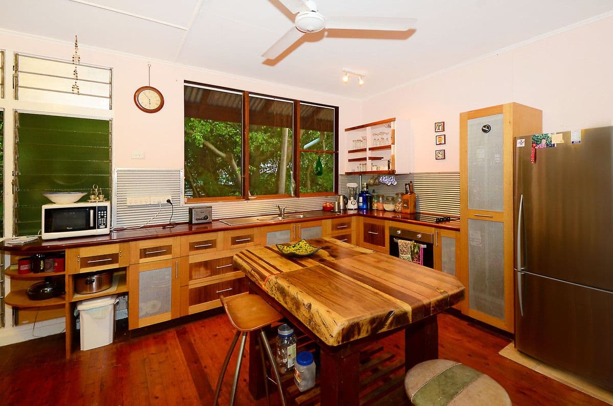 4 Verbena Street, NIGHTCLIFF NT 0810, Nightcliff - Thumbnail 3