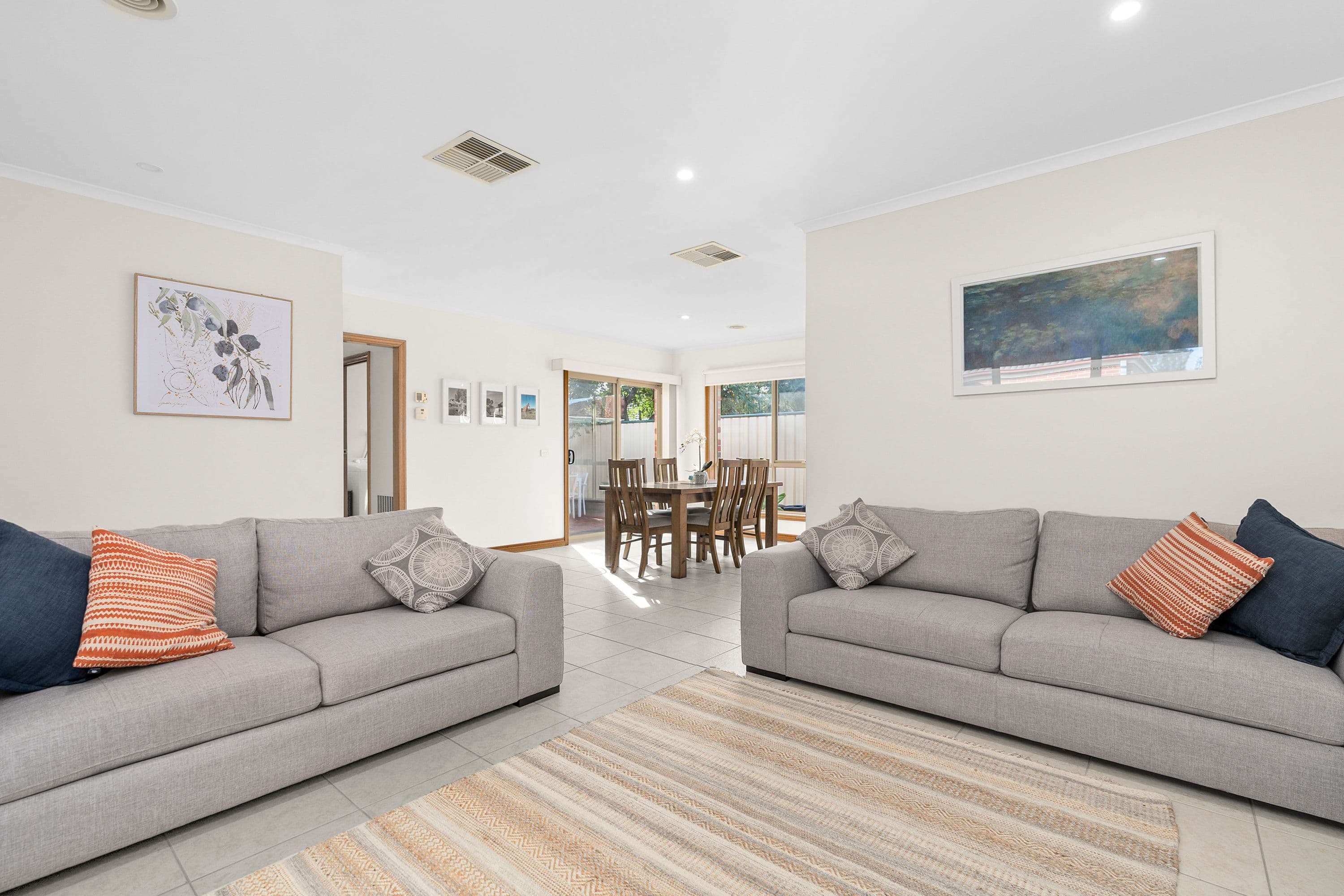 79 Cameron Crescent, Lara VIC 3212, Lara - Thumbnail 2