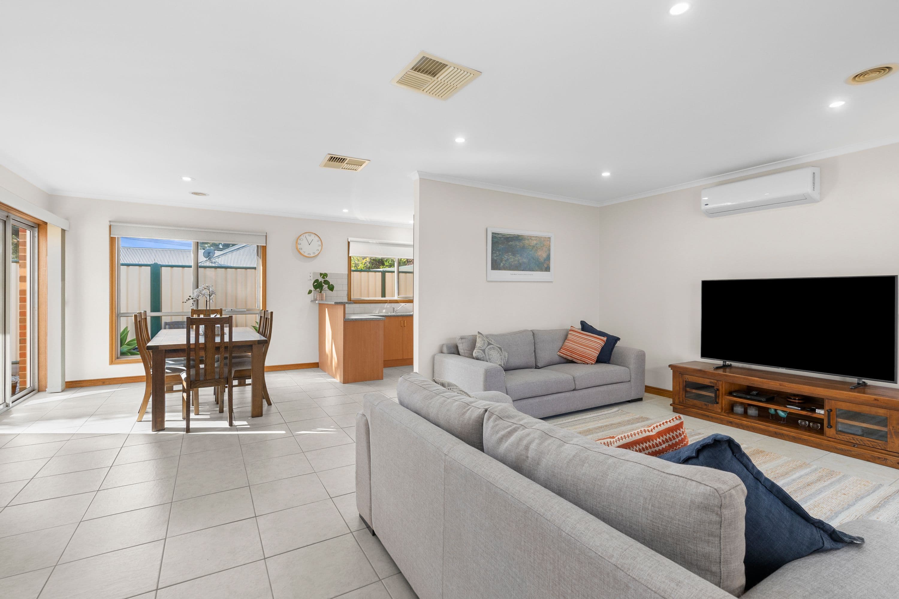79 Cameron Crescent, Lara VIC 3212, Lara - Thumbnail 4