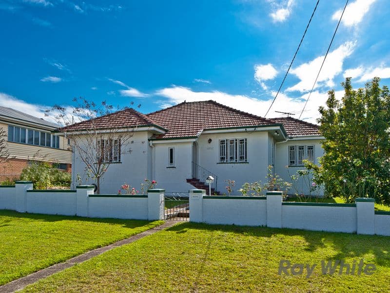 17 Araluen Street, Kedron QLD 4031, Kedron - Thumbnail 2