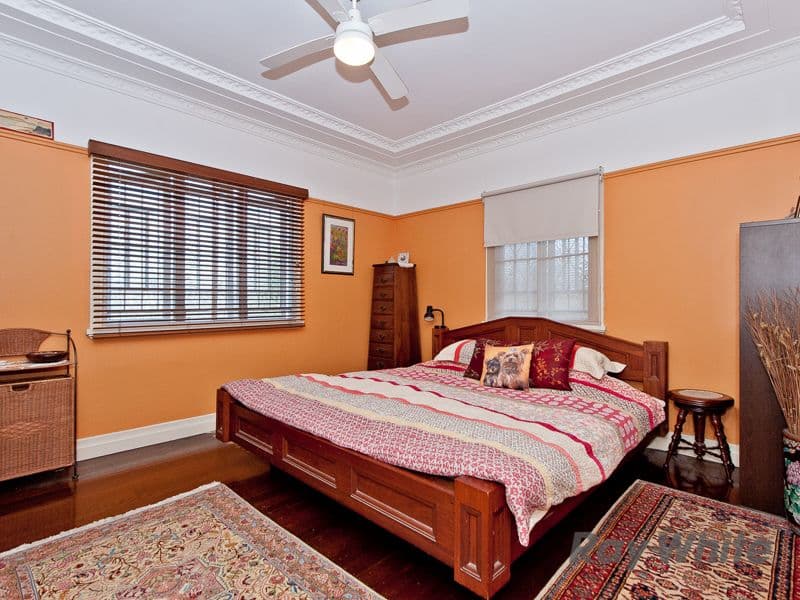 17 Araluen Street, Kedron QLD 4031, Kedron - Thumbnail 8
