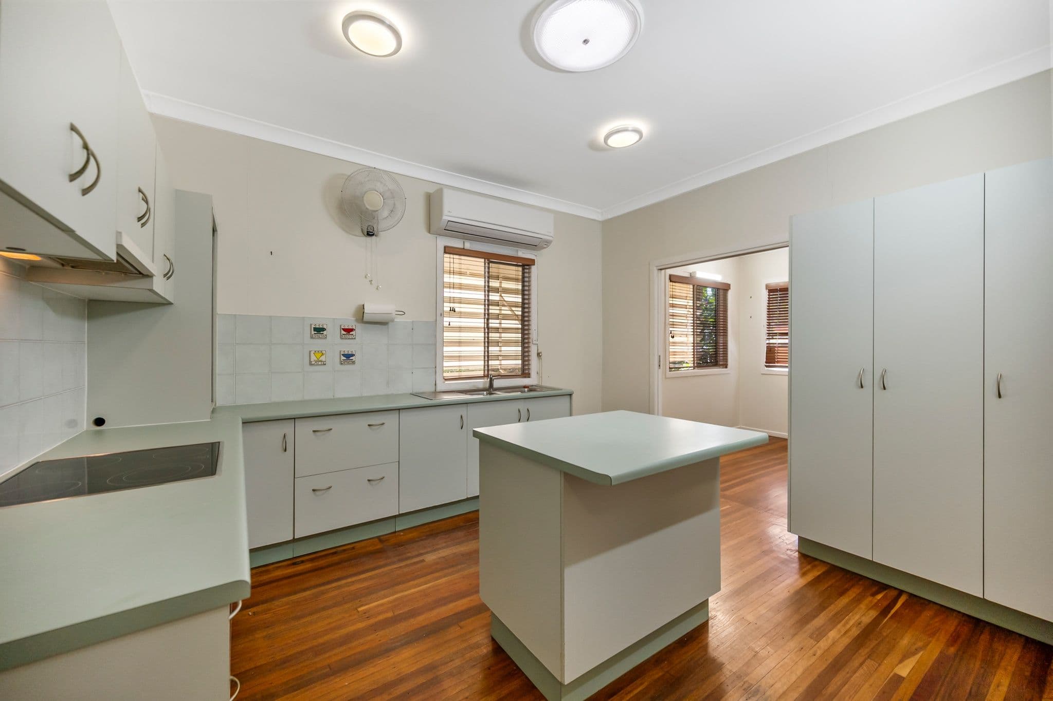 2 Deschamp Street, Aitkenvale QLD 4814, Aitkenvale - Thumbnail 4