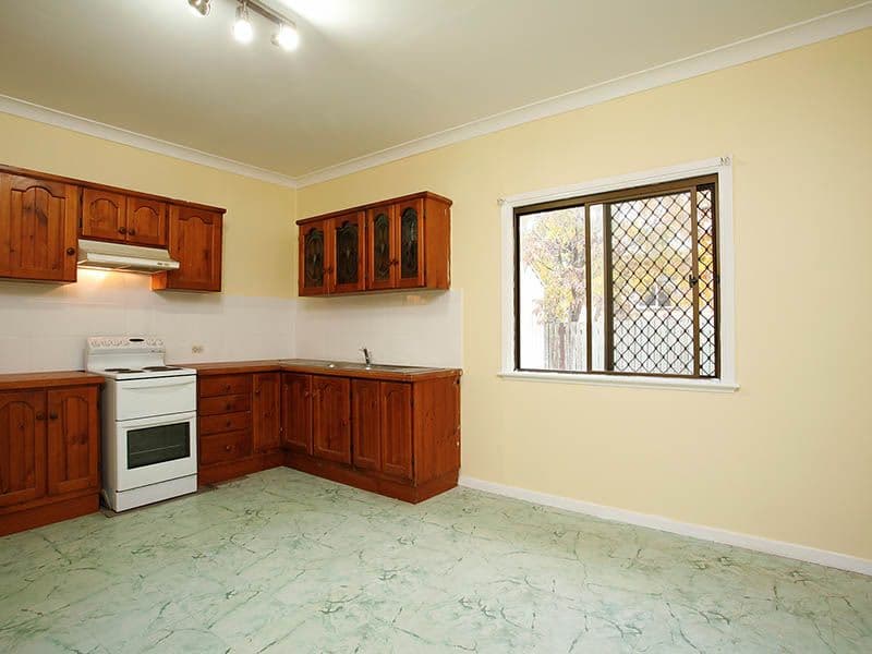 13 ABELIA Street, INALA QLD 4077, Inala - Thumbnail 2