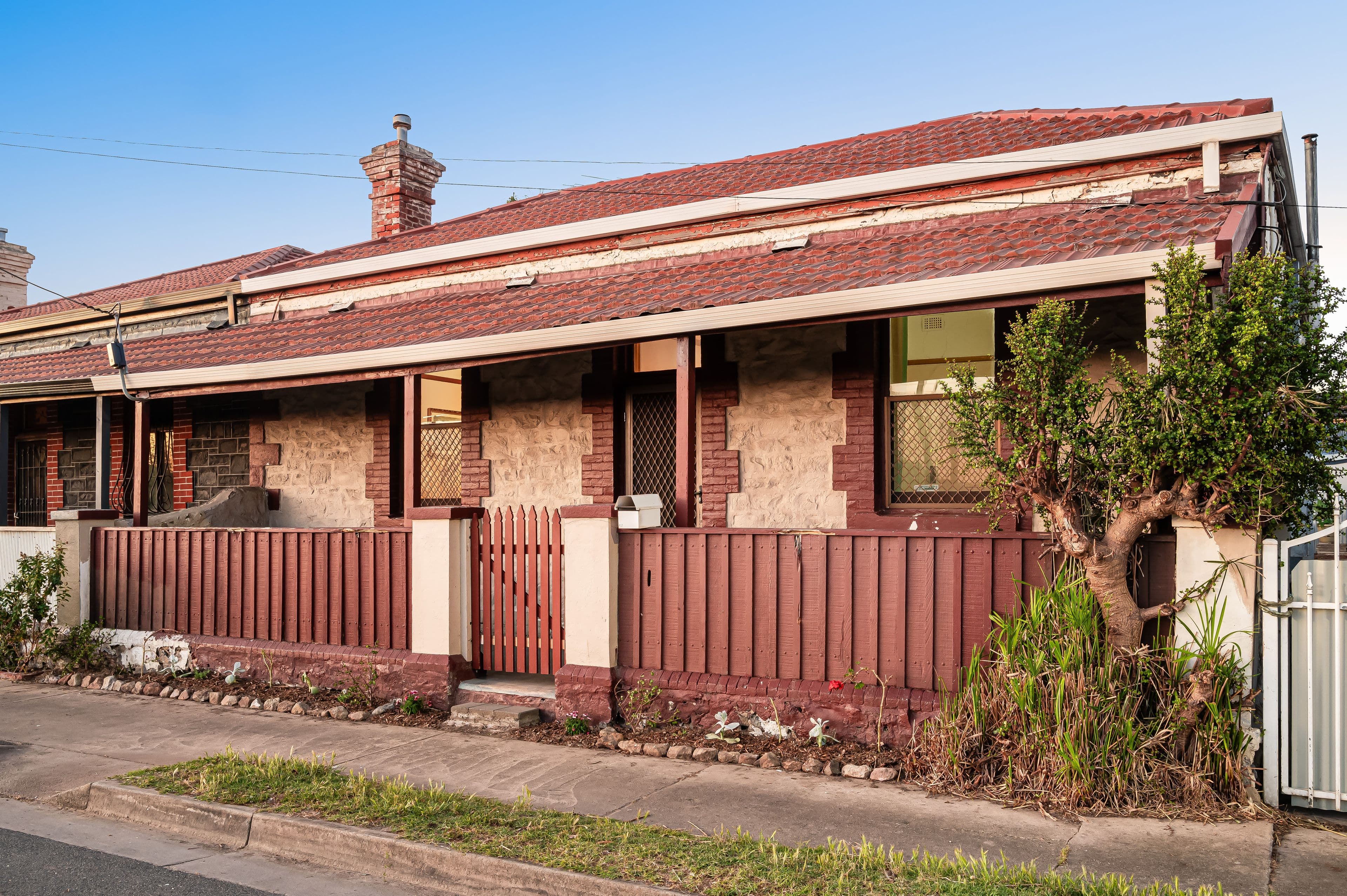 203 Hart Street, Glanville SA 5015, Glanville - Thumbnail 2