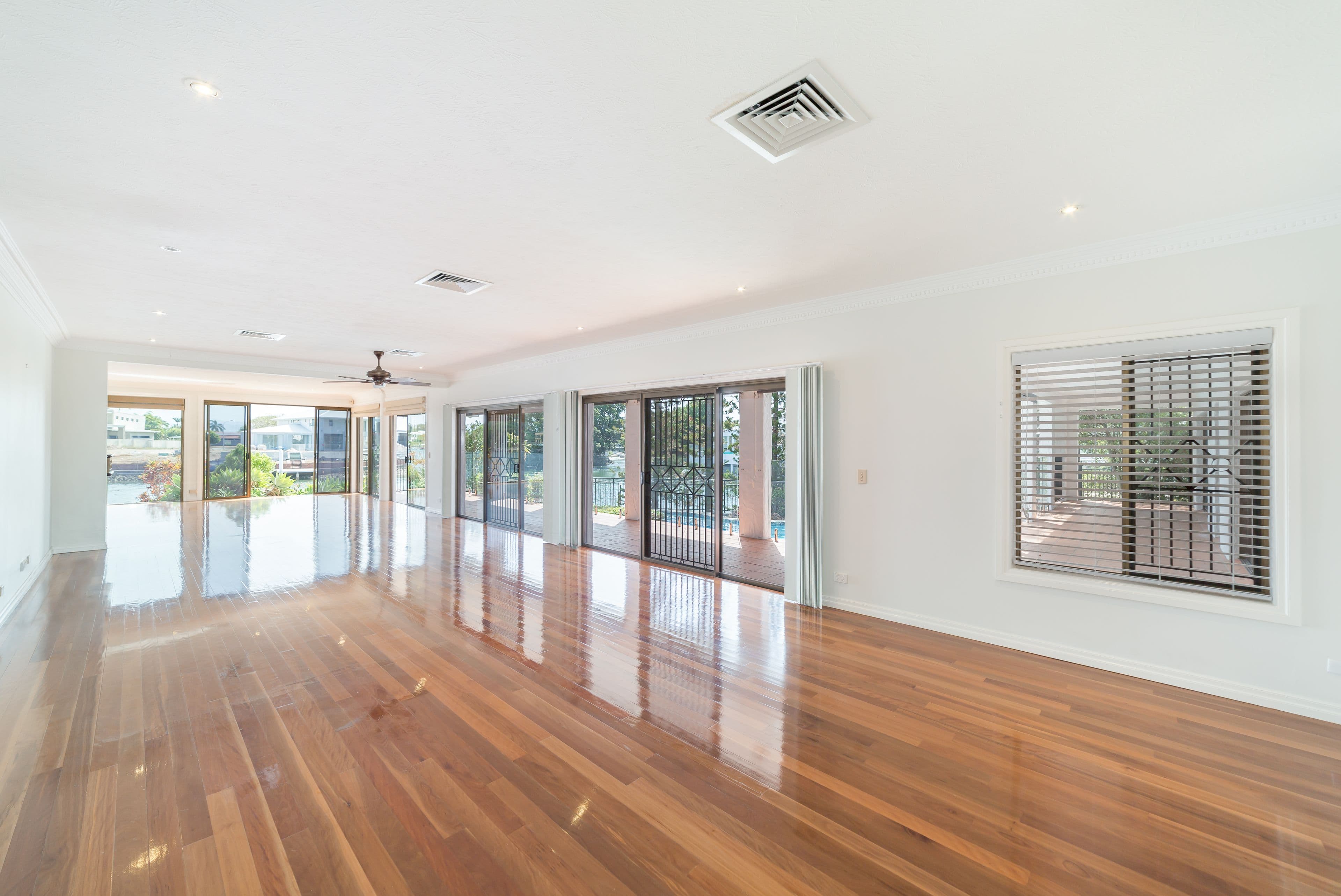 22 Binda Place, Sorrento QLD 4217, Sorrento - Thumbnail 7