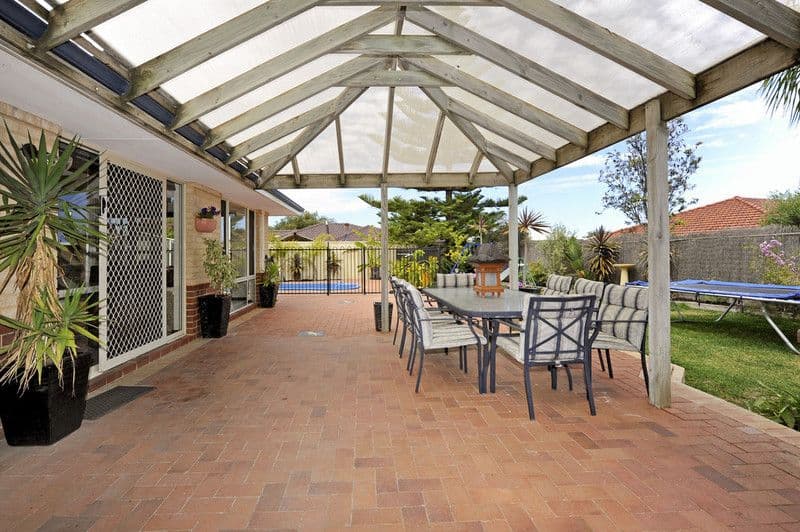 38 Camargue Green, SECRET HARBOUR WA 6173, Secret Harbour - Thumbnail 2
