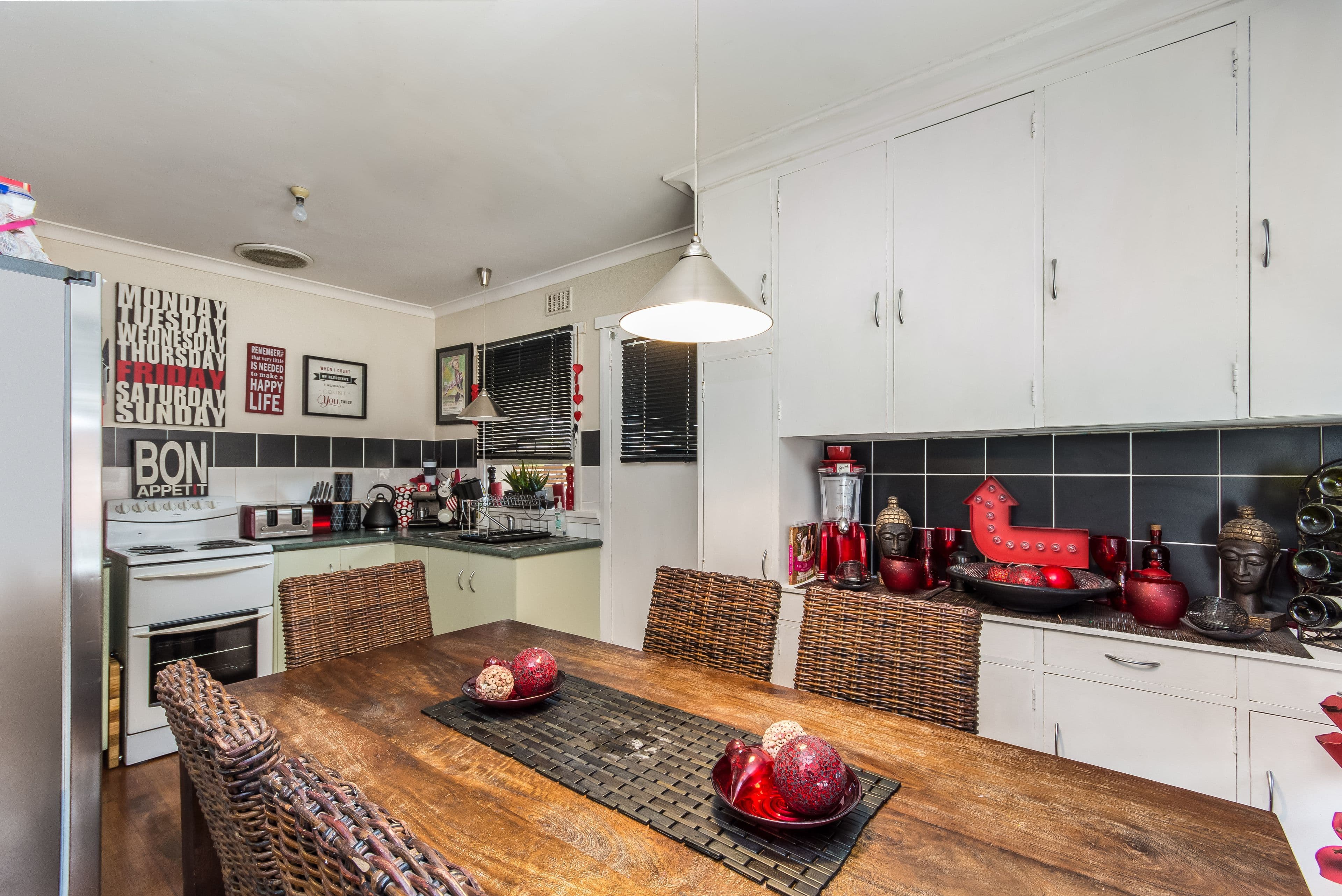 6 Oaktree Road, Youngtown TAS 7249, Youngtown - Thumbnail 2