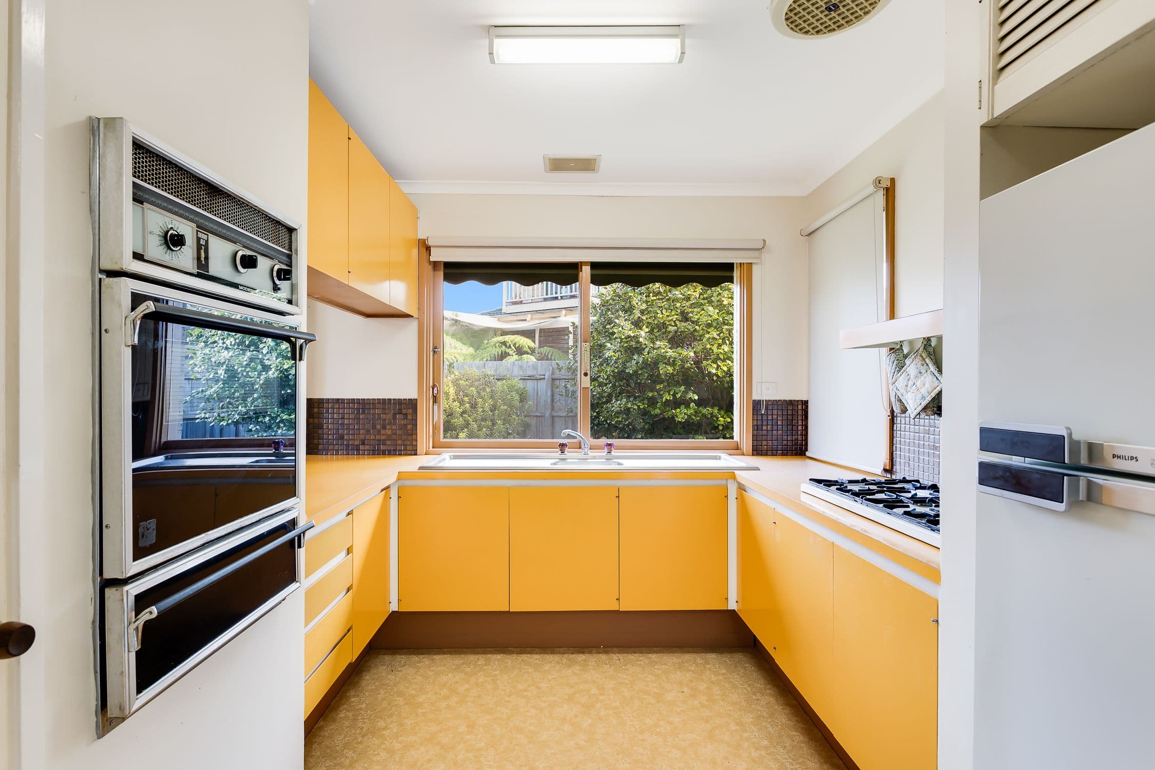 6 Tibarri Court, Mooroolbark VIC 3138, Mooroolbark - Thumbnail 3