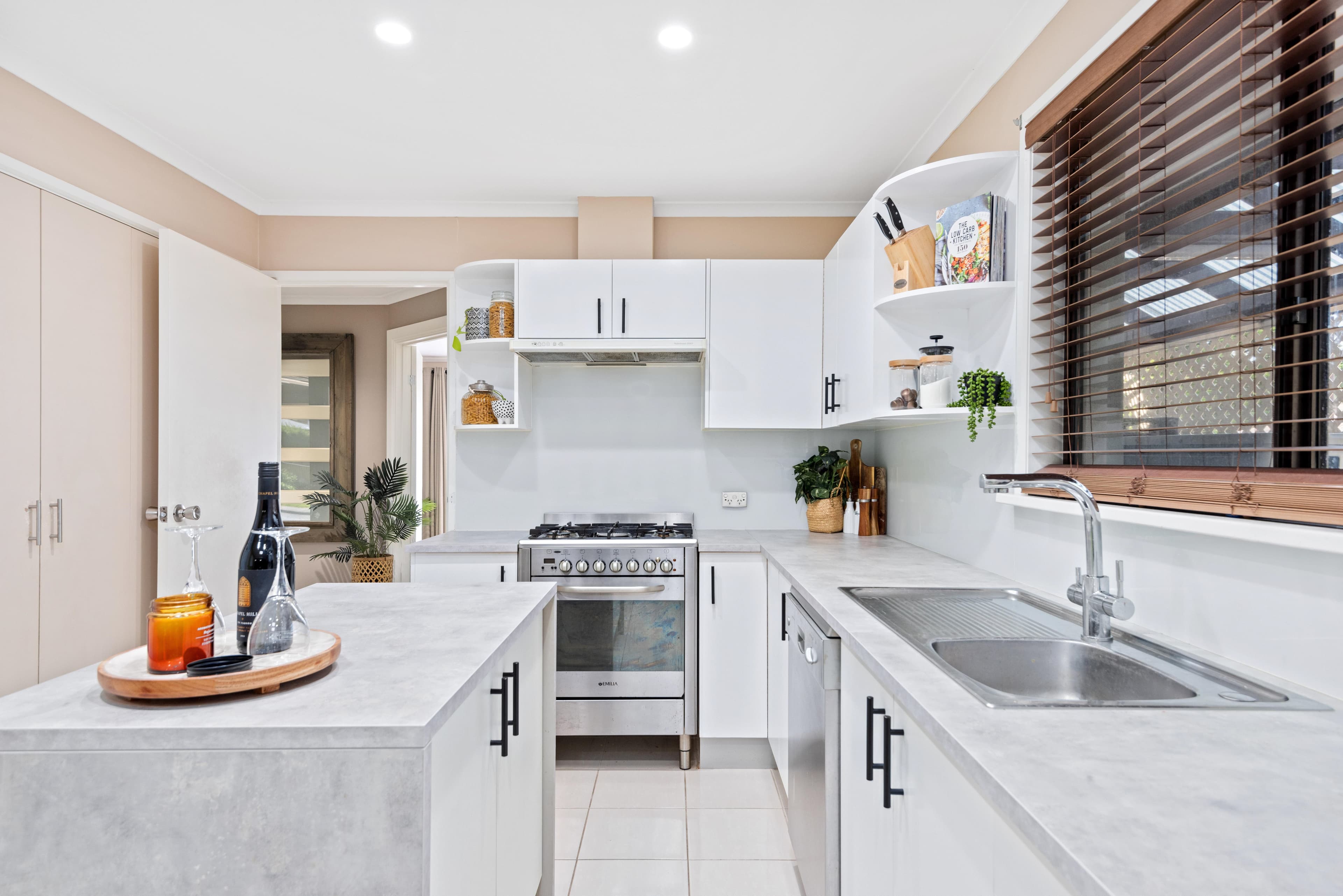 27 Heysen Drive, Sheidow Park SA 5158, Sheidow Park - Thumbnail 4