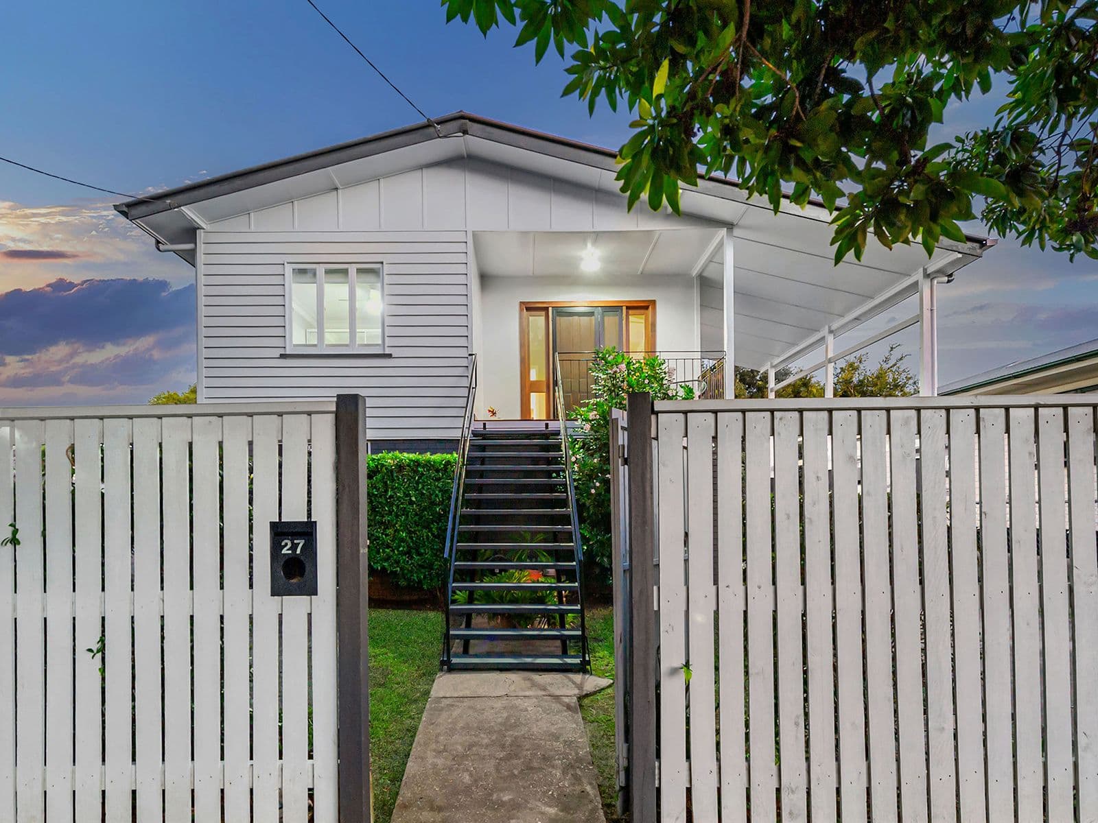 27 Station Avenue, Northgate QLD 4013, Northgate - Thumbnail 2