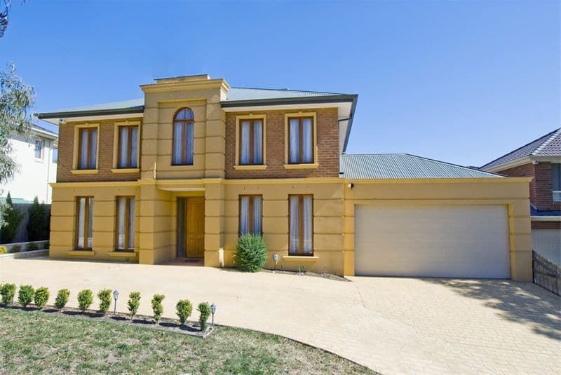 4  Holmes Way, GLEN WAVERLEY VIC 3150, Glen Waverley - Image 1