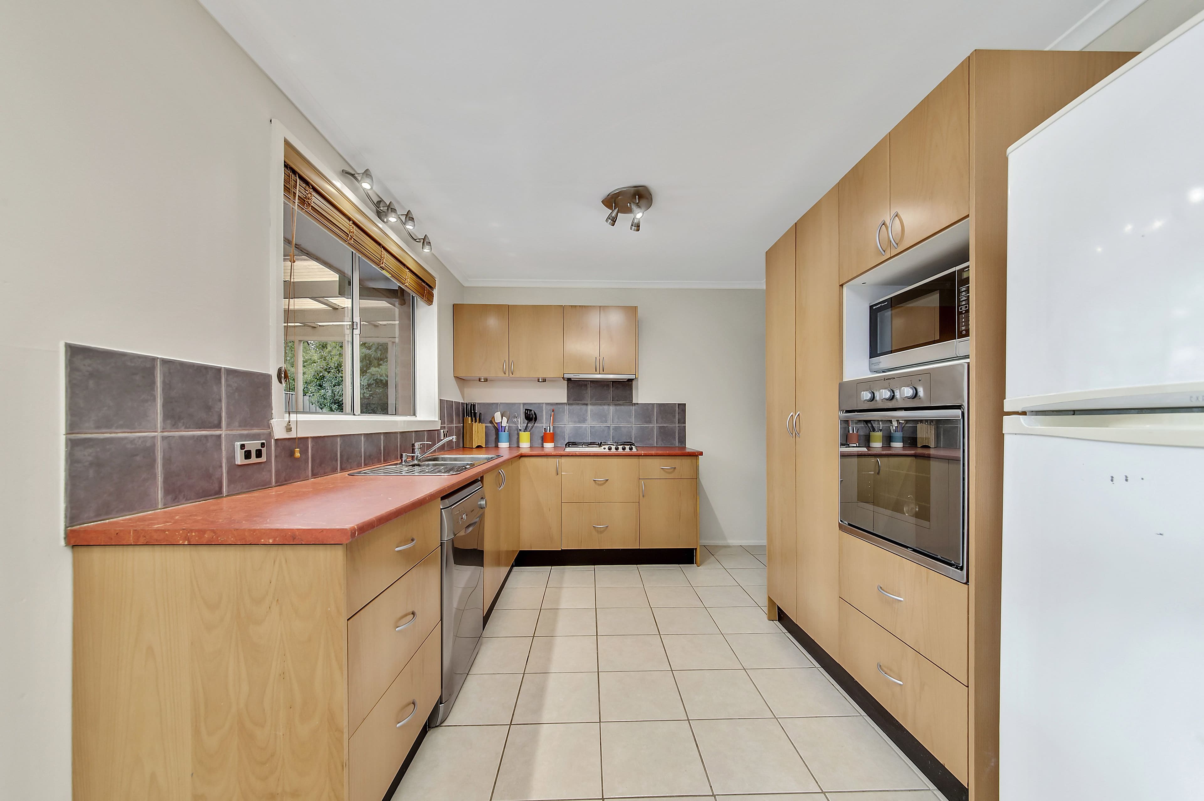 36 Degraves Crescent, Wanniassa ACT 2903, Wanniassa - Thumbnail 5