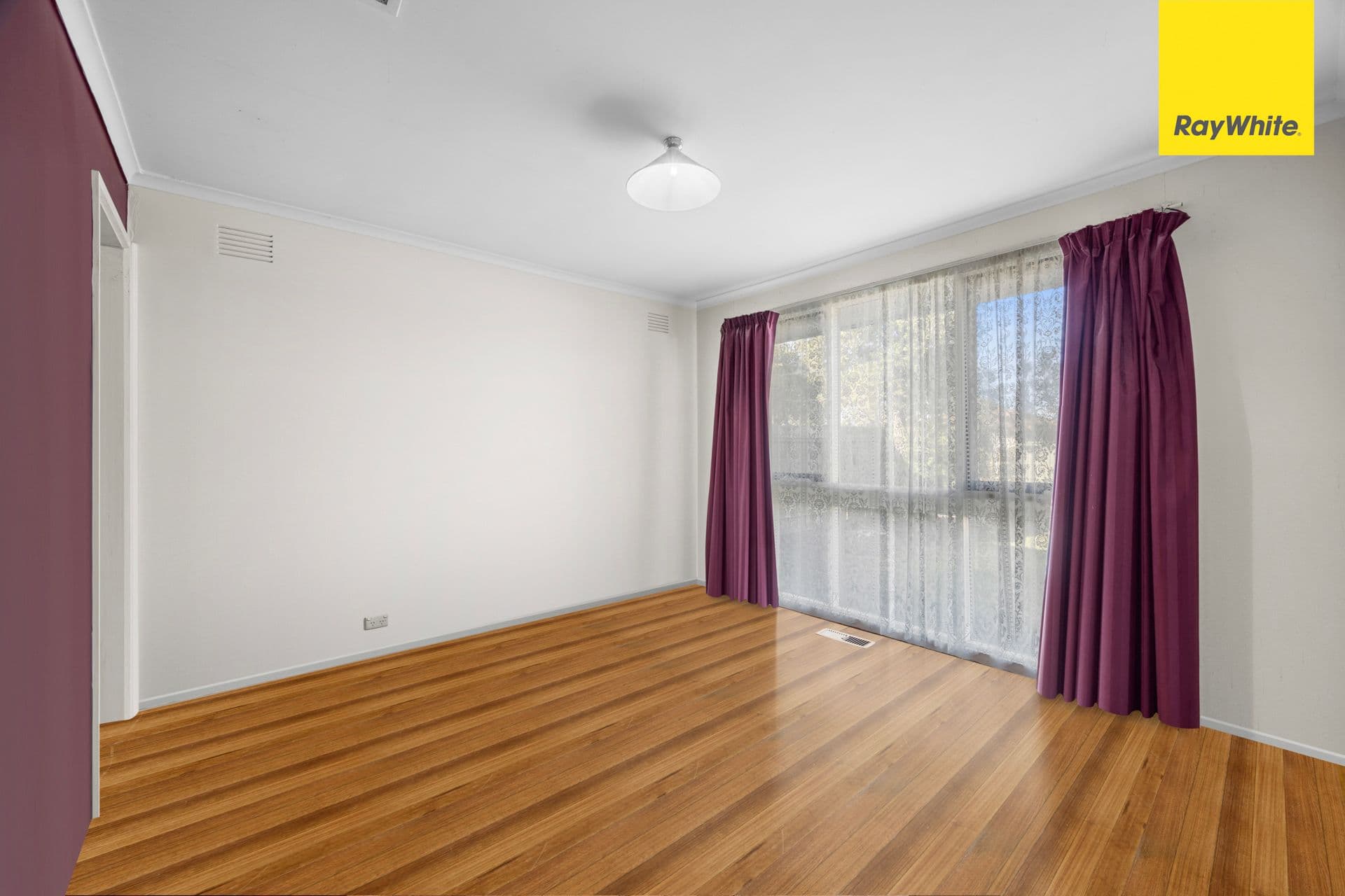 8 Neerim Street, Melton South VIC 3338, Melton South - Thumbnail 2