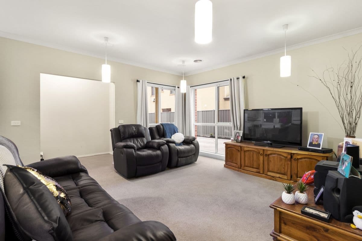 5 / 351 Princes Highway, Albion Park Rail, Albion Park Rail - Thumbnail 2