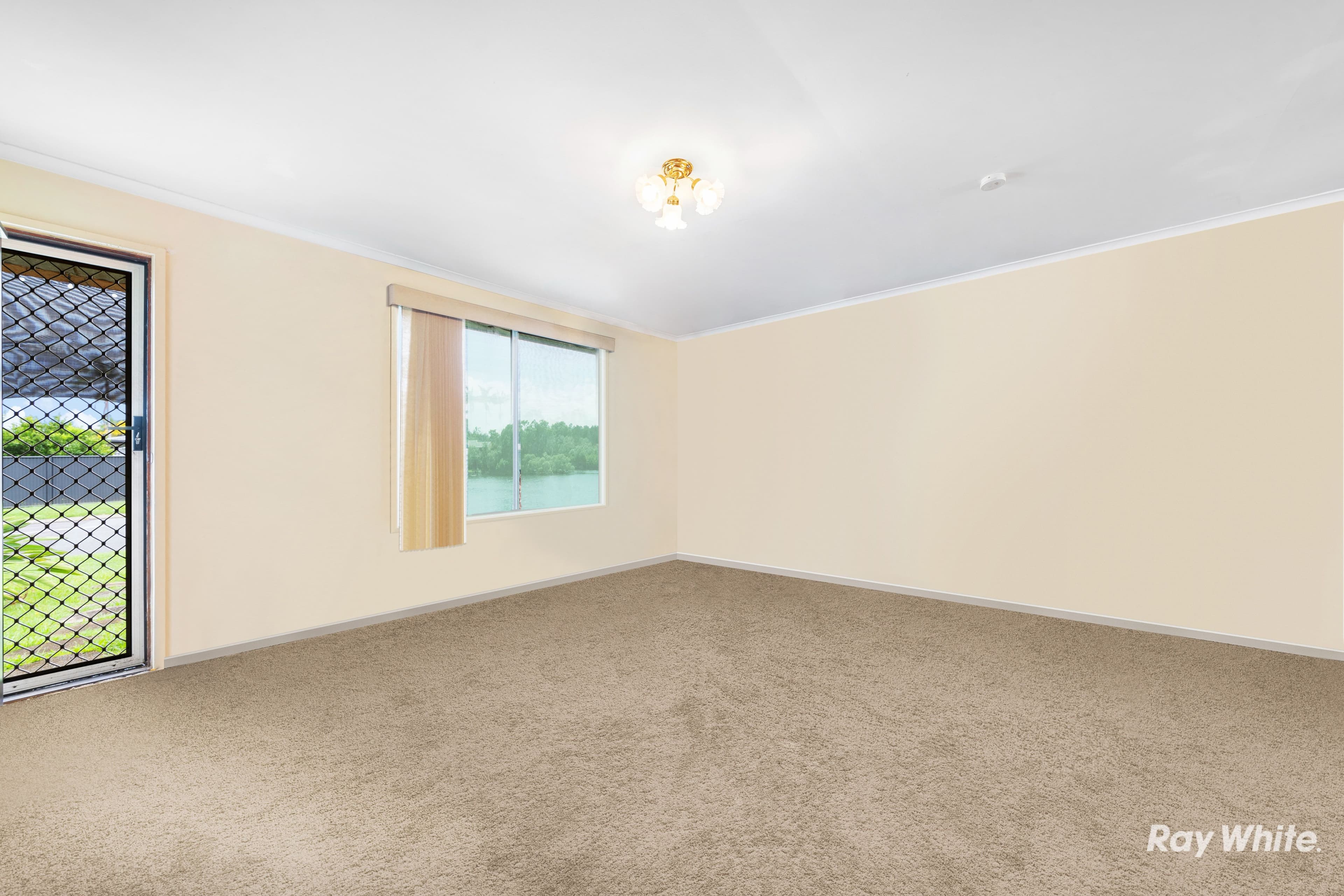 24 Sharon Drive, Eagleby QLD 4207, Eagleby - Thumbnail 4