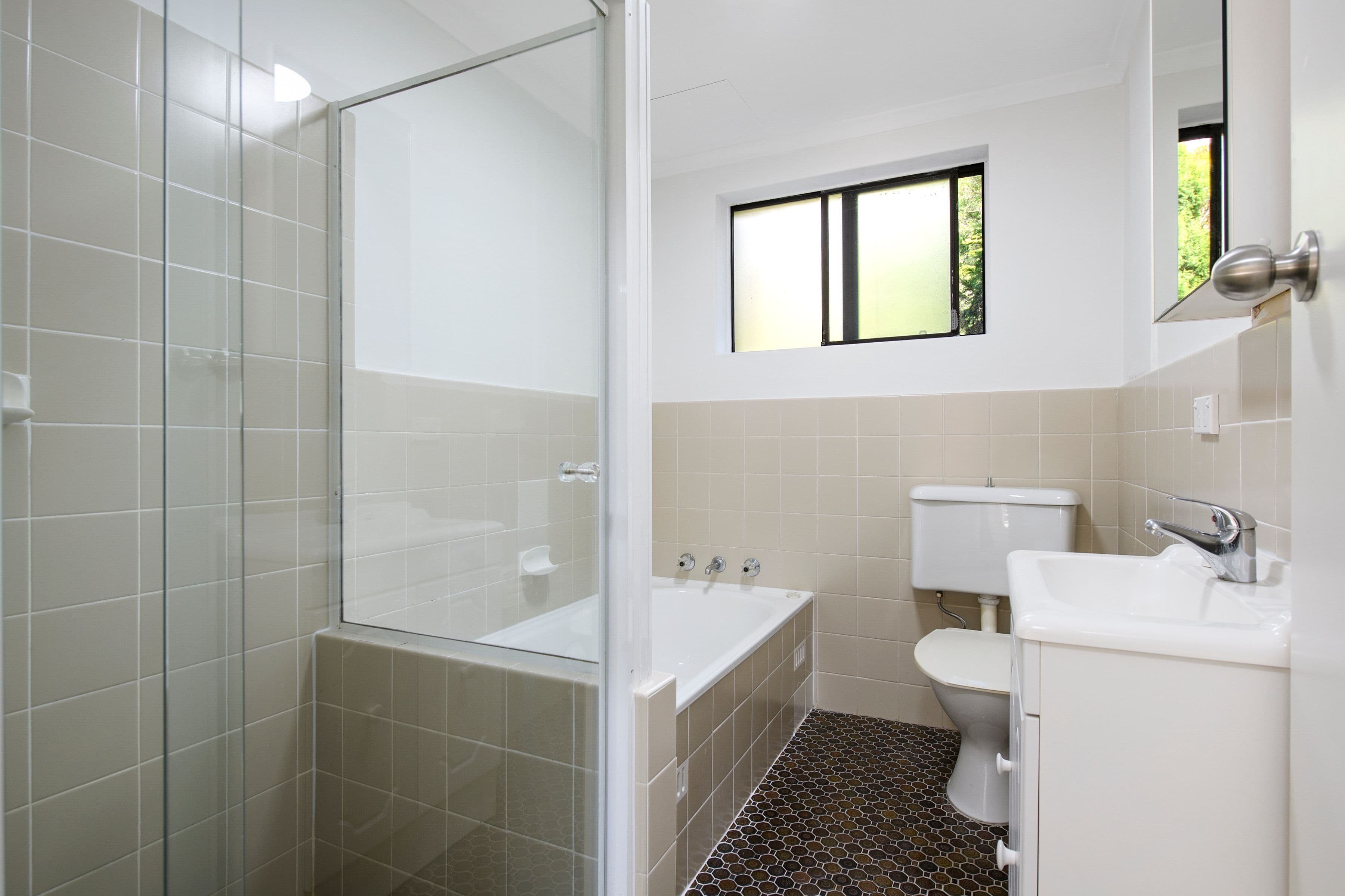 1-5 Burdett Street, Hornsby NSW 2077, Hornsby - Thumbnail 6
