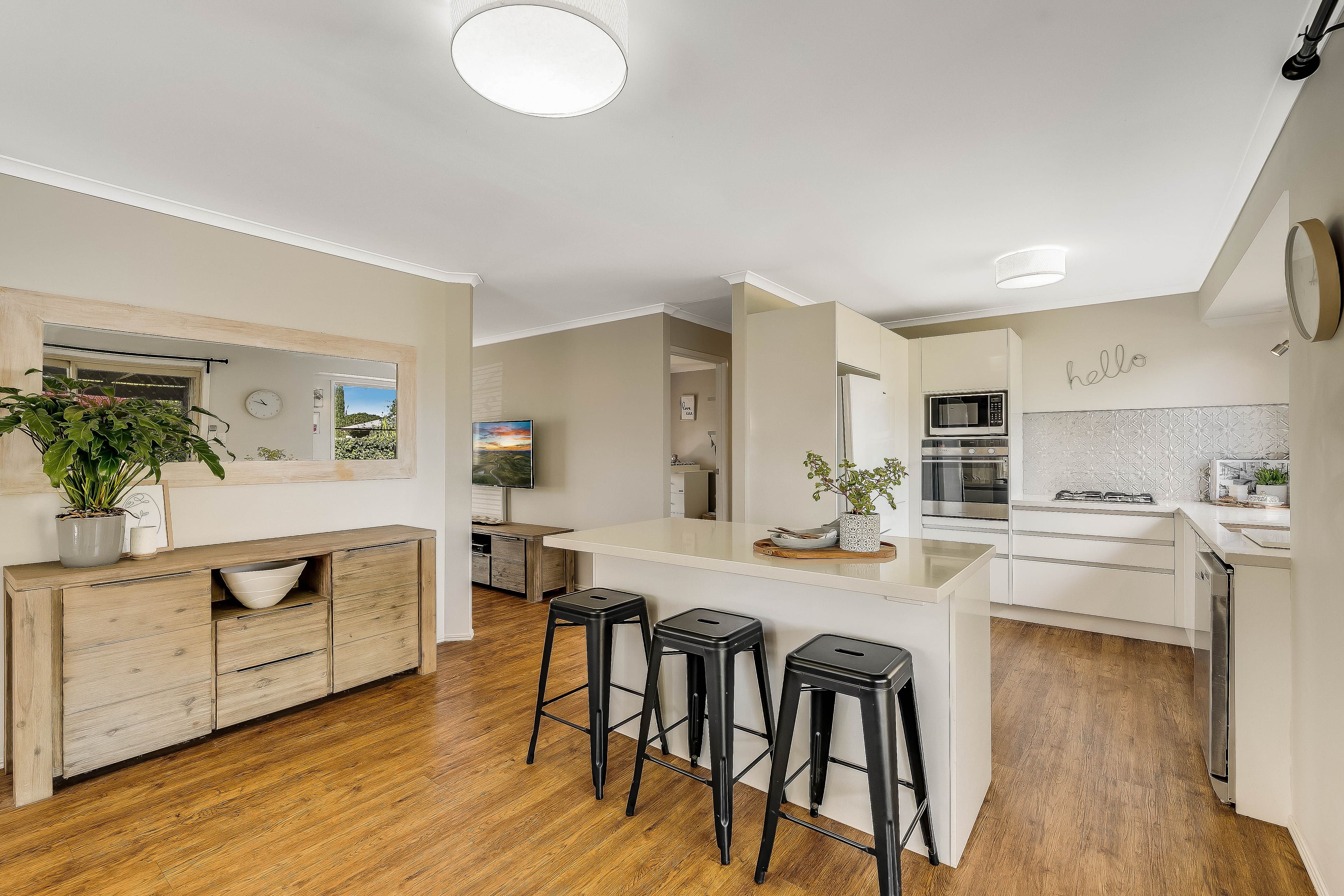 10 Silver Gum Court, Glenvale QLD 4350, Glenvale - Thumbnail 2