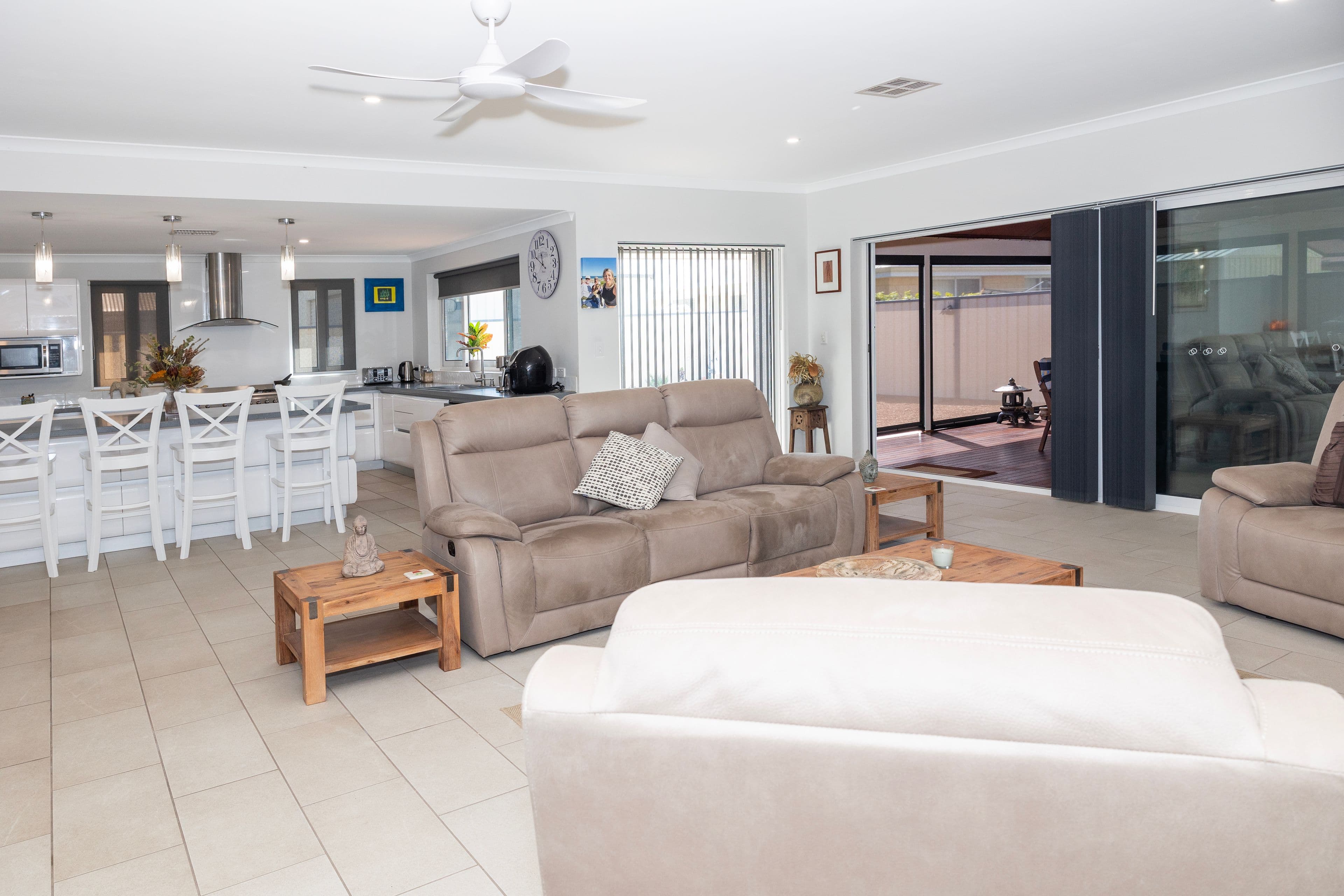 3 Meelup Drive, Jurien Bay WA 6516, Jurien Bay - Thumbnail 2