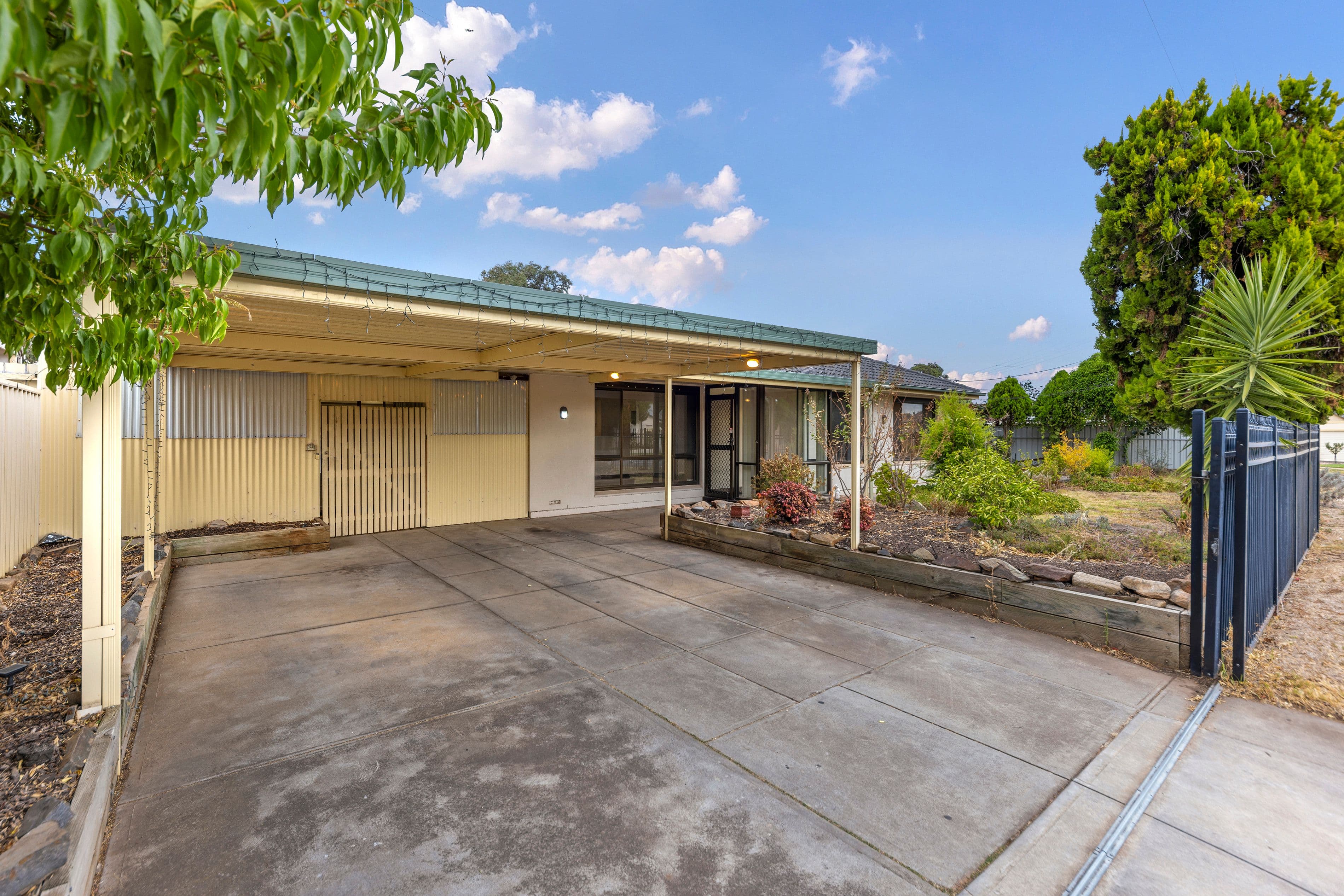 24 Mayo Crescent, Salisbury Downs SA 5108, Salisbury Downs - Thumbnail 2