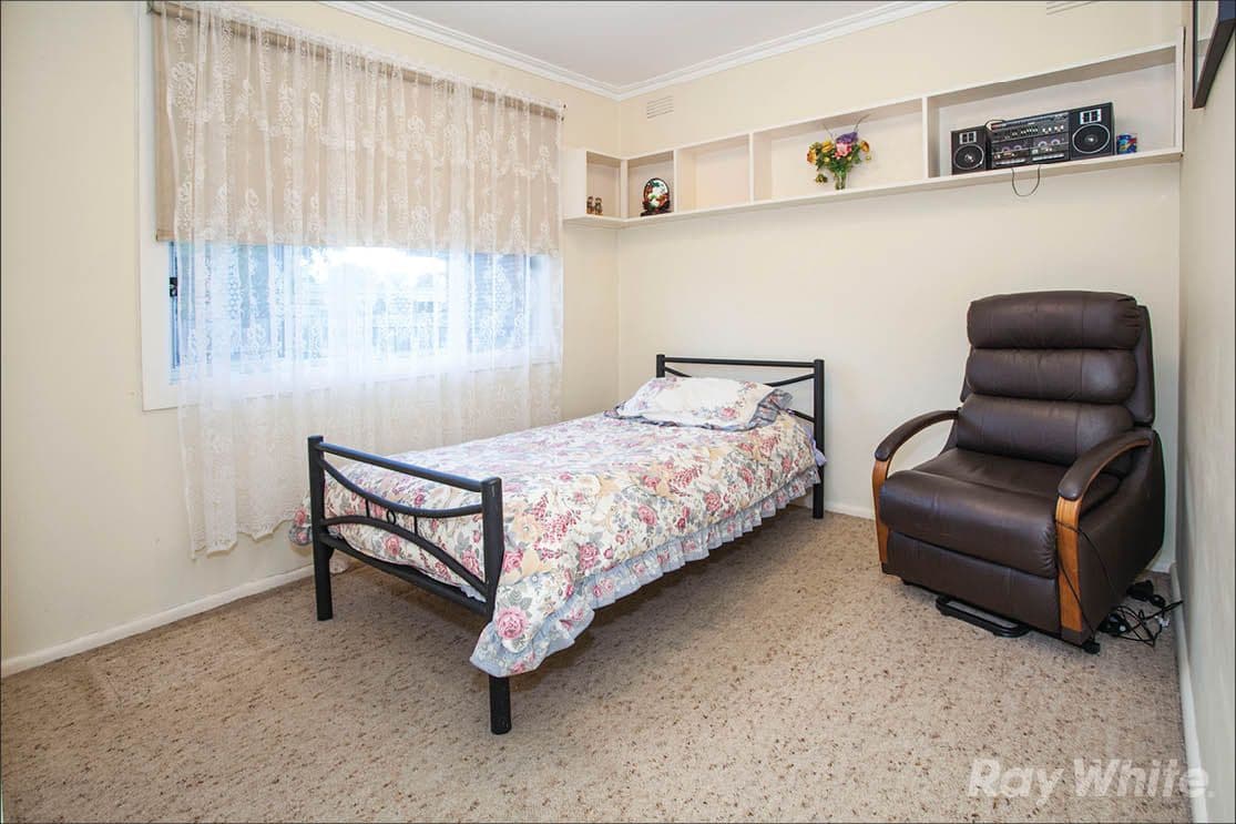 53 Folkestone Road, Glen Waverley VIC 3150, Glen Waverley - Thumbnail 7