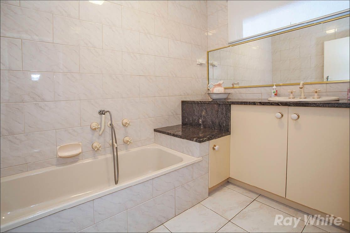 53 Folkestone Road, Glen Waverley VIC 3150, Glen Waverley - Thumbnail 8