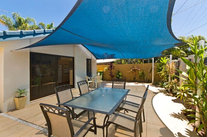 8 Morotai Avenue, PALM BEACH QLD 4221, Palm Beach - Thumbnail 5