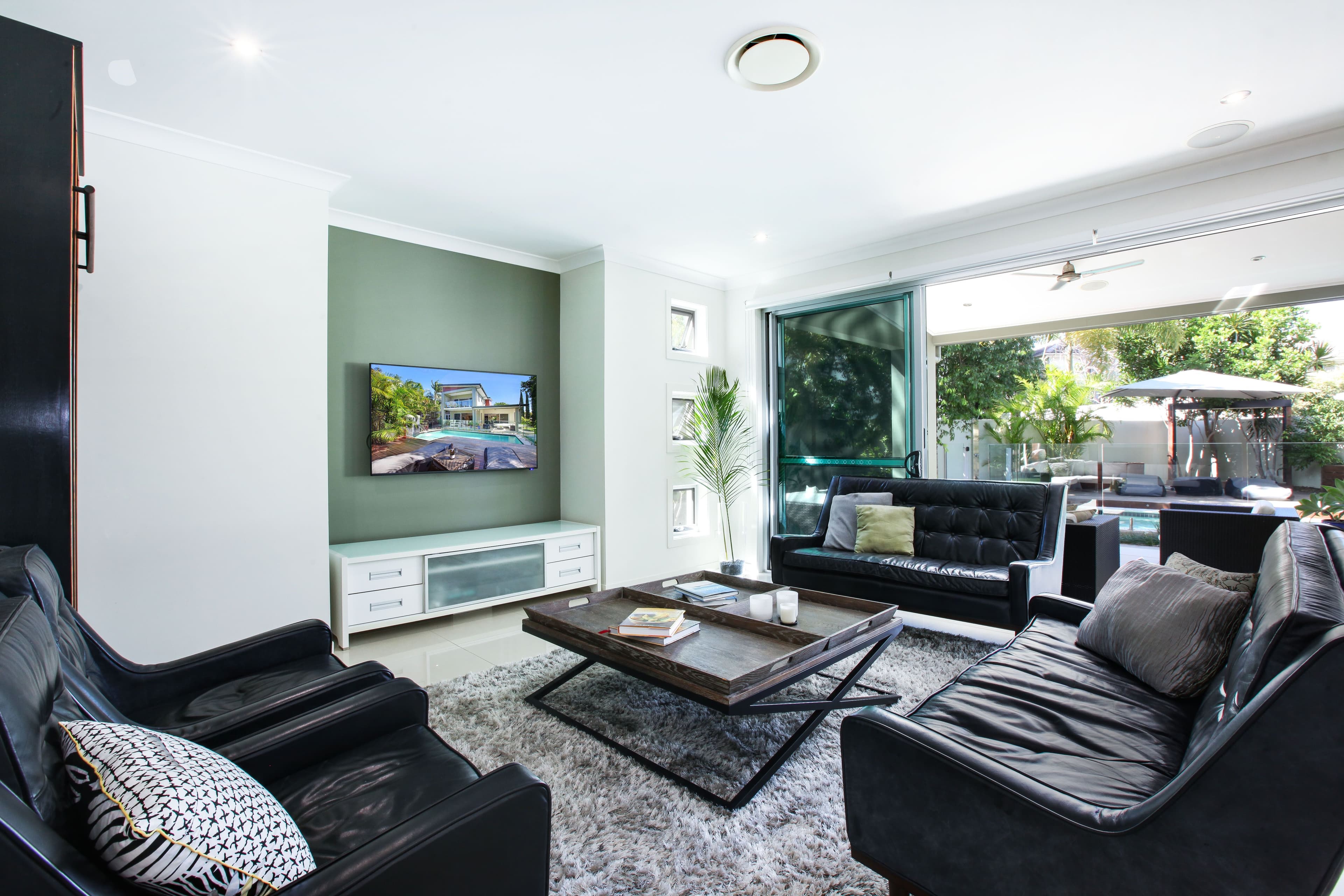 12 Kapala Street, Southport QLD 4215, Southport - Thumbnail 4