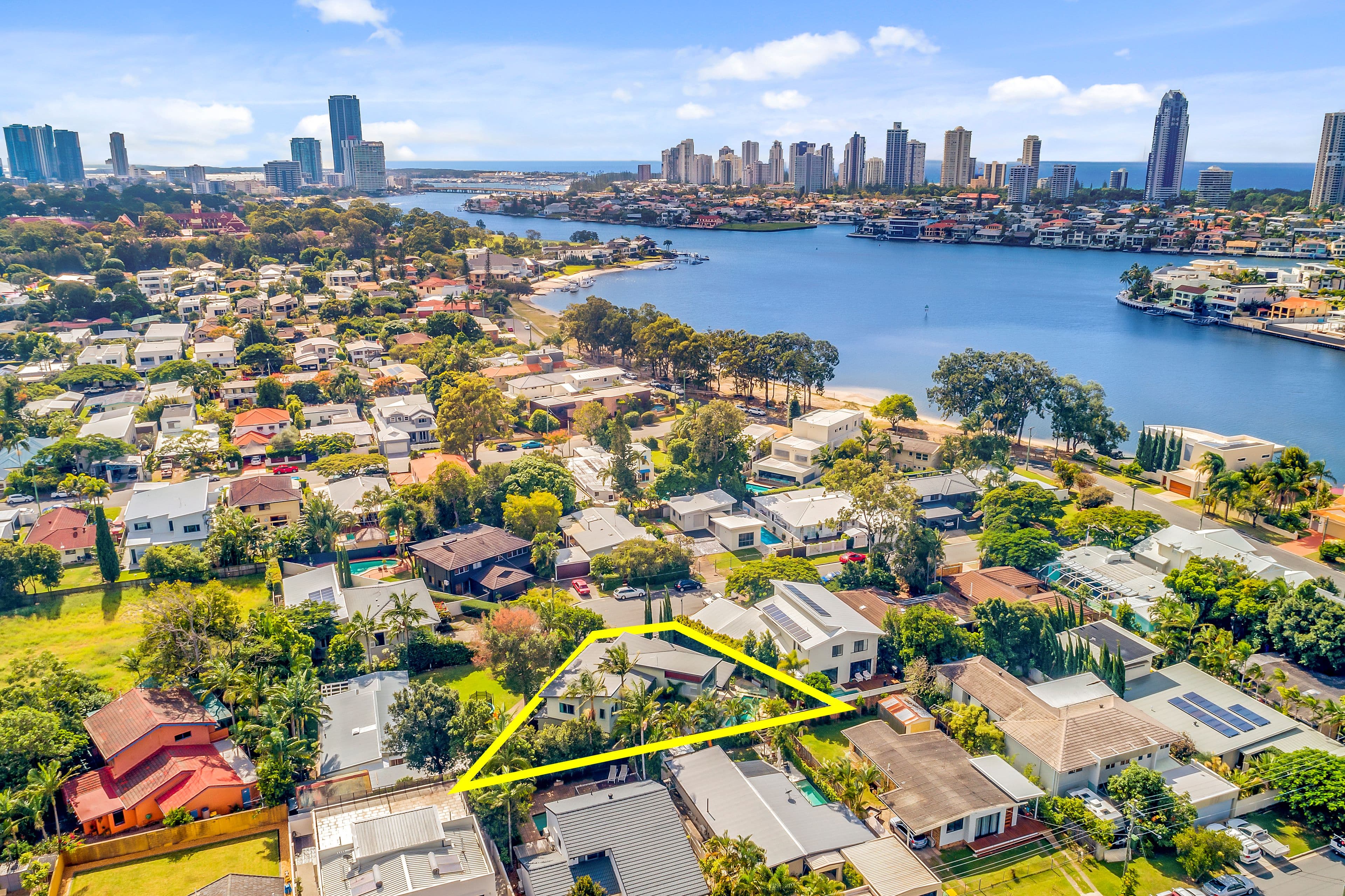 12 Kapala Street, Southport QLD 4215, Southport - Thumbnail 7