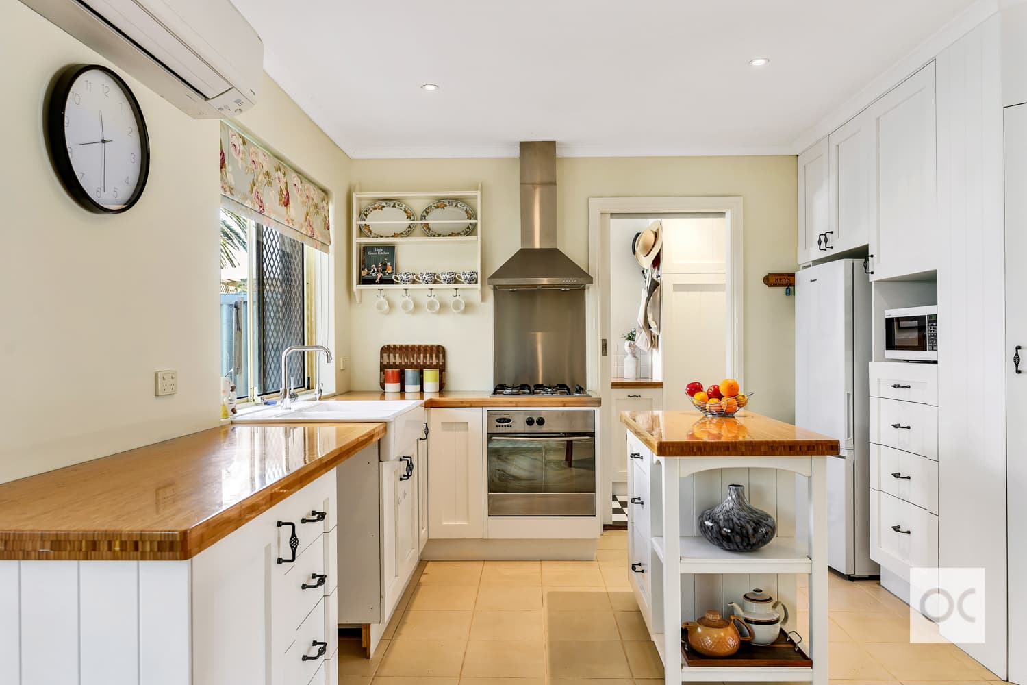 2/2 Lysander Crescent, North Haven - Image 1