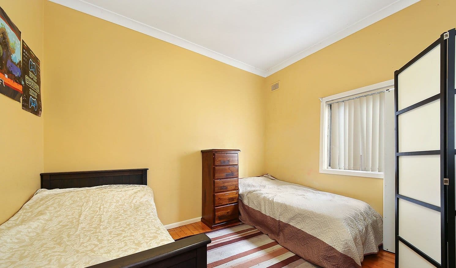 12 Flora Street, Roselands - Thumbnail 5