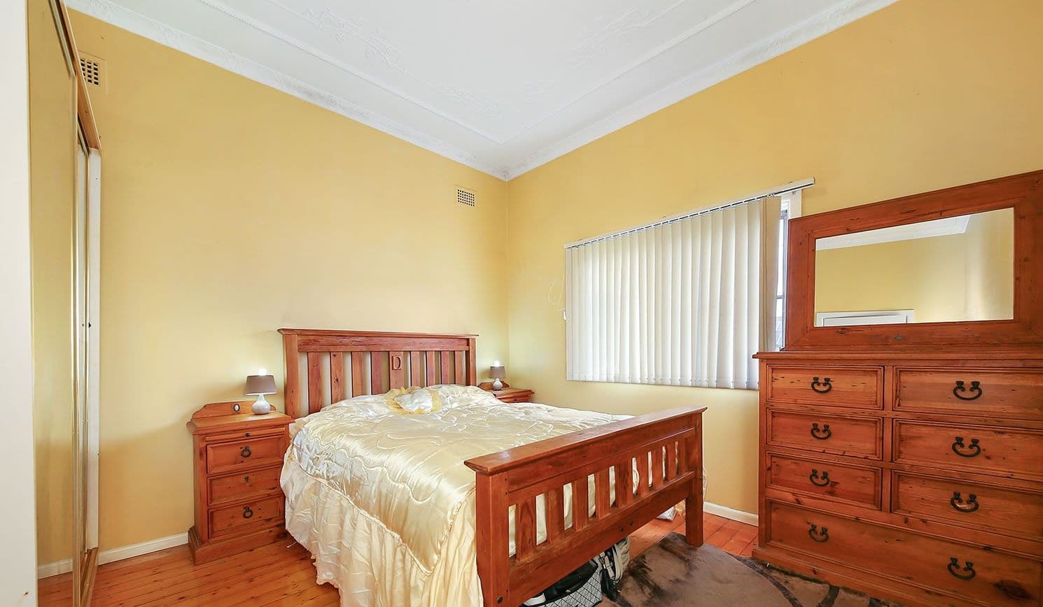 12 Flora Street, Roselands - Thumbnail 7