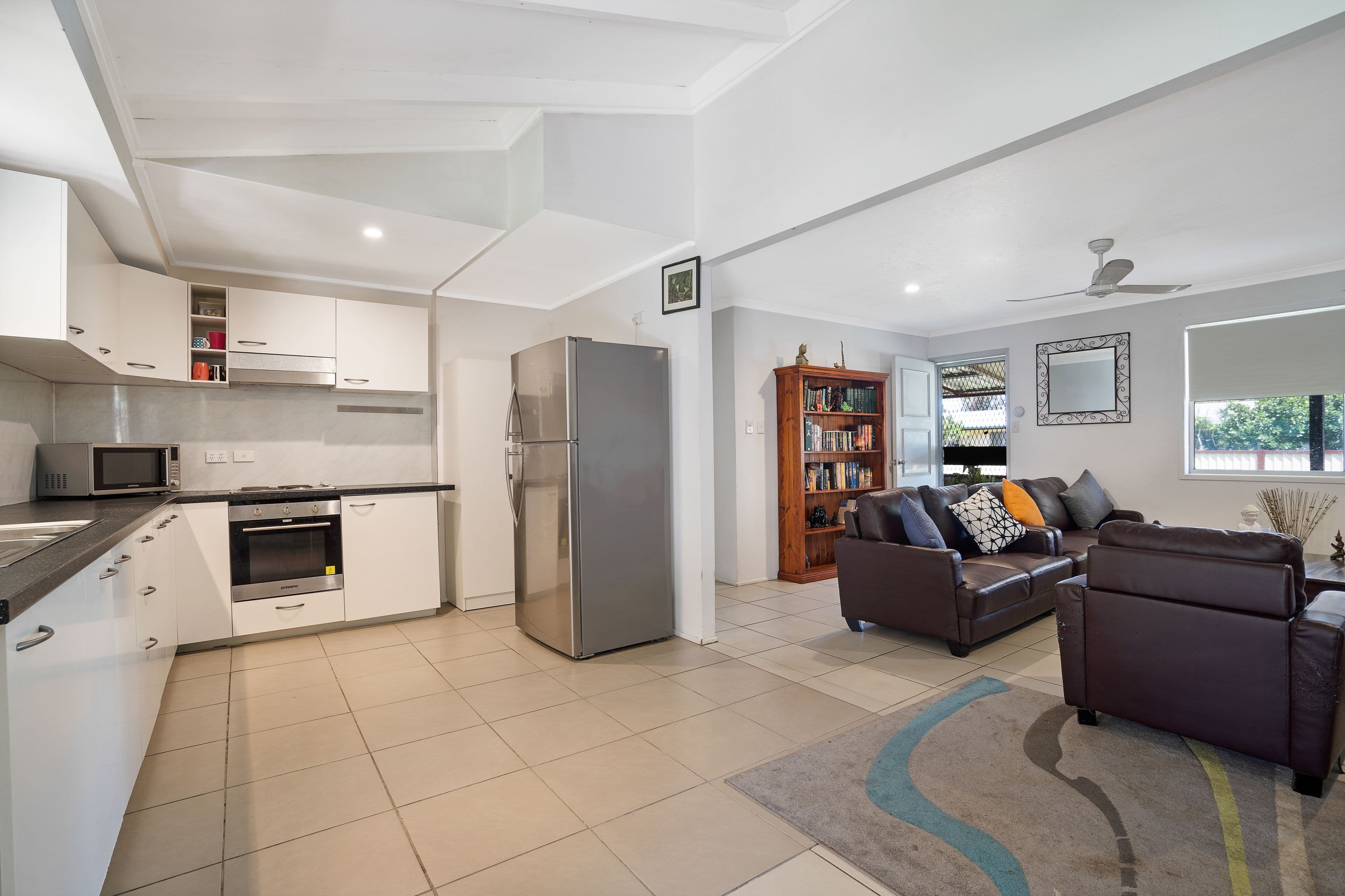 21 Parkland Court, Eagleby QLD 4207, Eagleby - Thumbnail 2