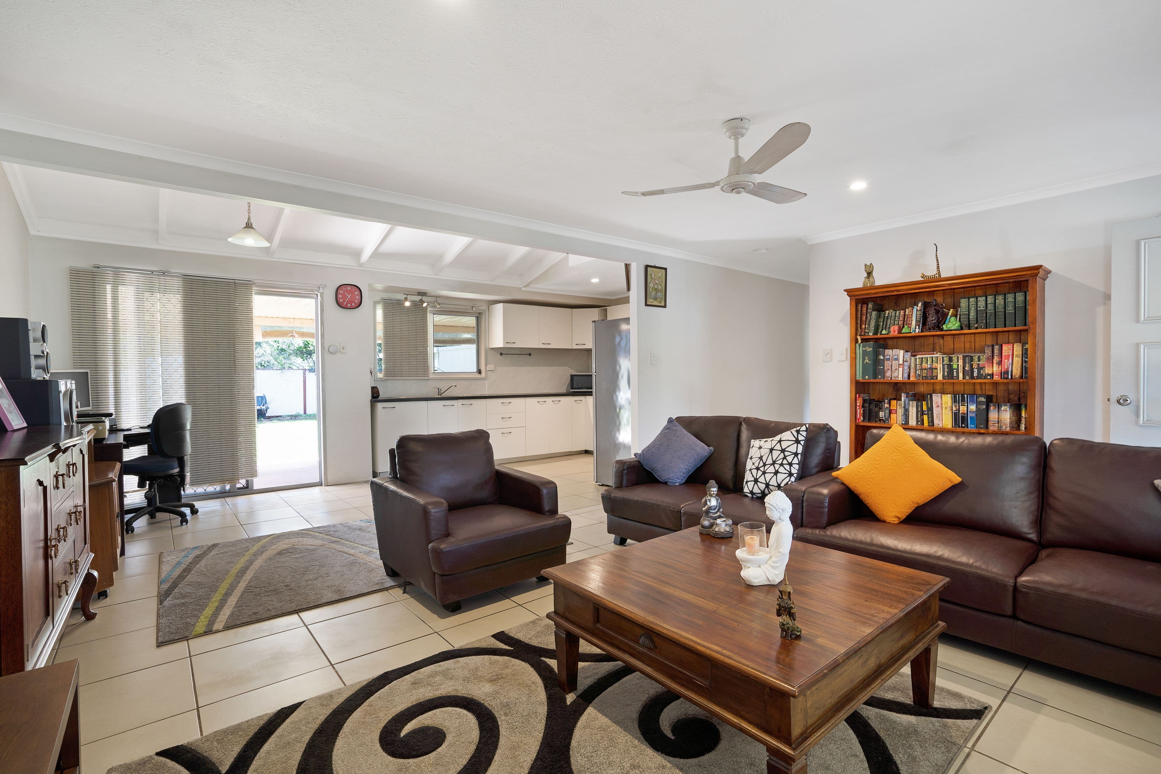 21 Parkland Court, Eagleby QLD 4207, Eagleby - Thumbnail 3
