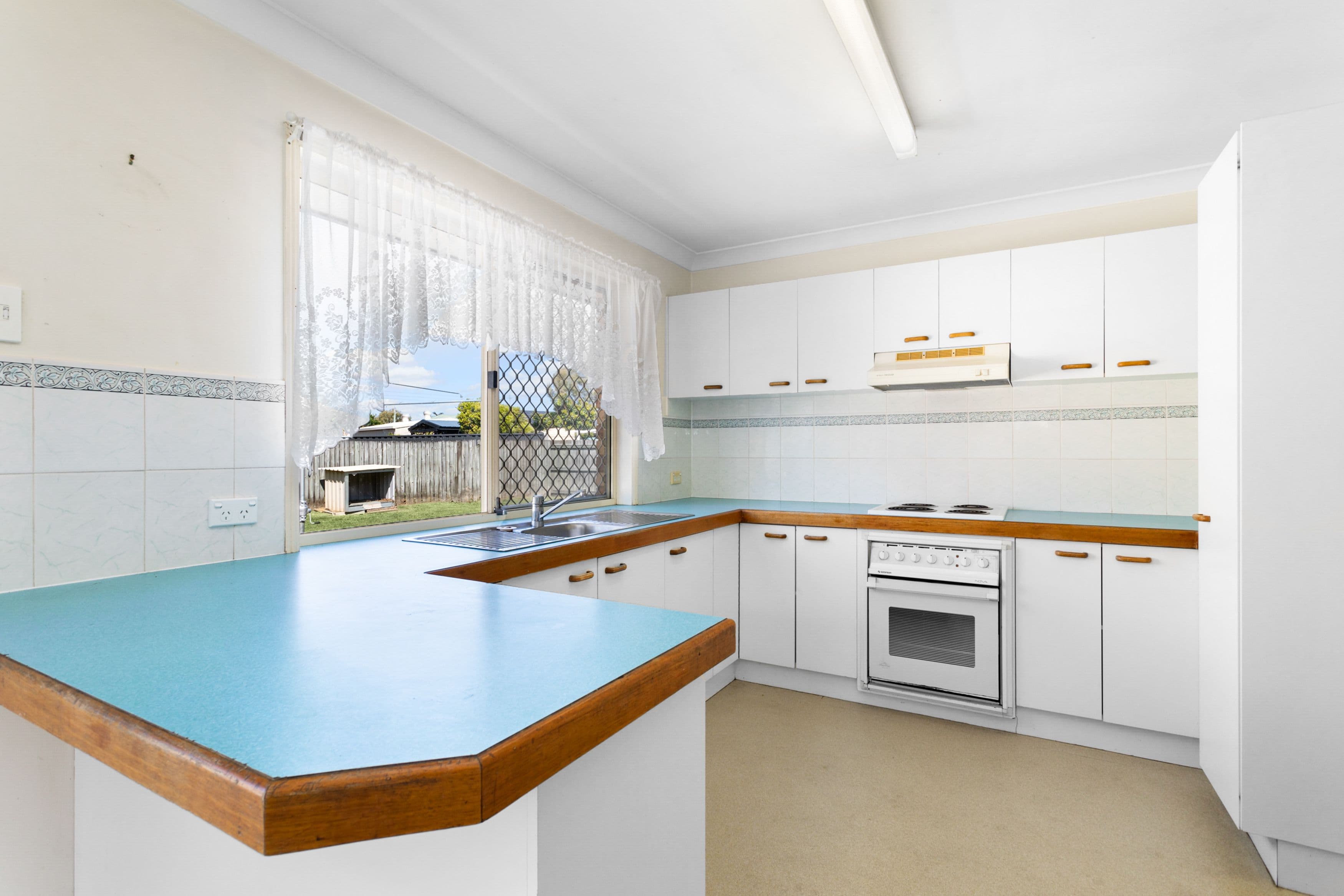 4 Elaine Court, Deception Bay QLD 4508, Deception Bay - Thumbnail 4