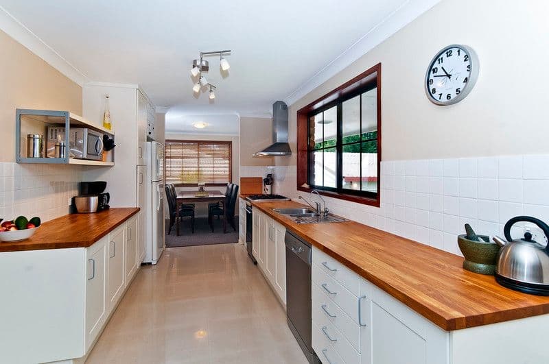 20 Coolibah Drive, PALM BEACH QLD 4221, Palm Beach - Thumbnail 3