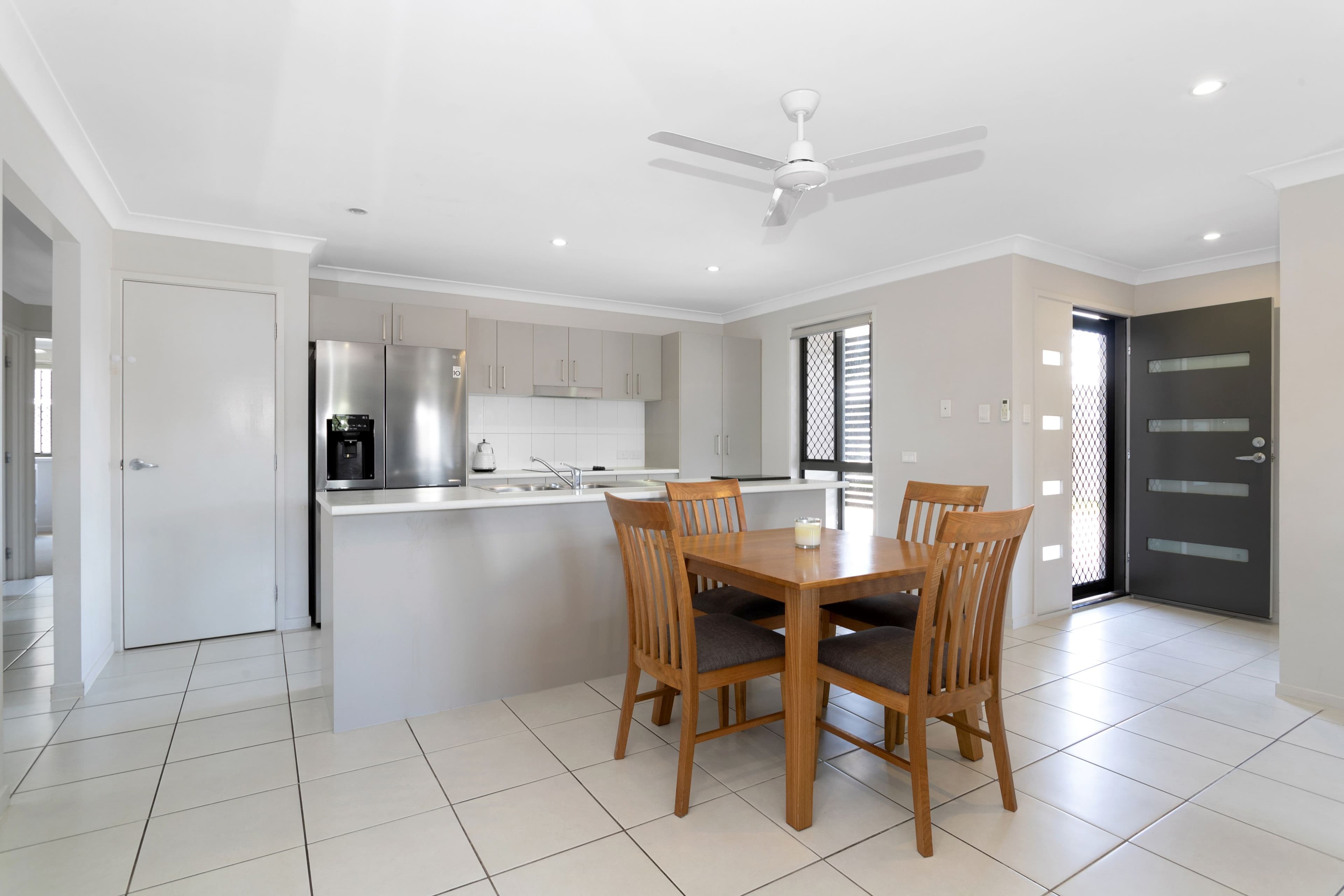 2E Mansfield Drive, Beaconsfield QLD 4740, Beaconsfield - Thumbnail 4