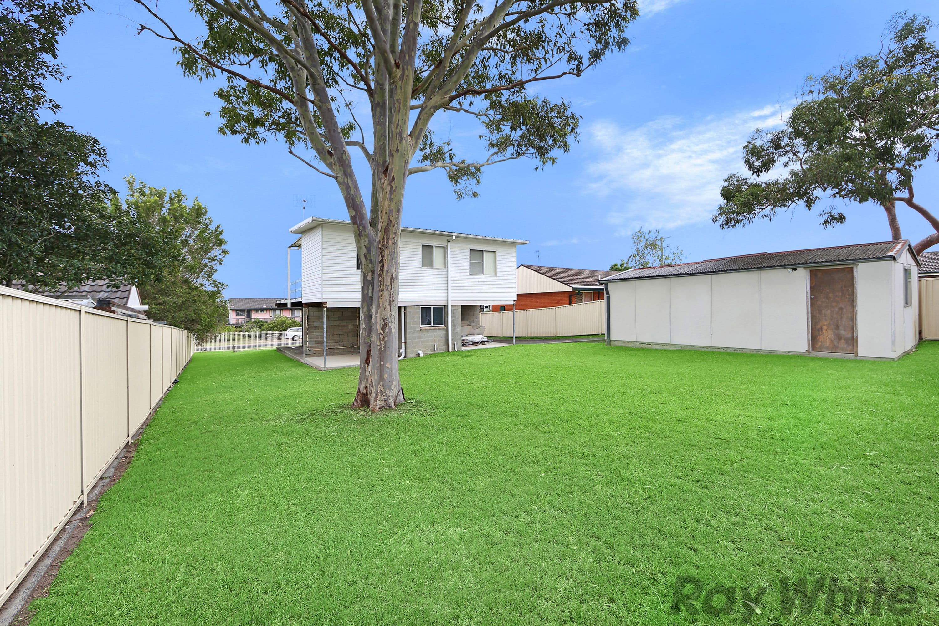 27 Coorabin Street, Gorokan - Thumbnail 3