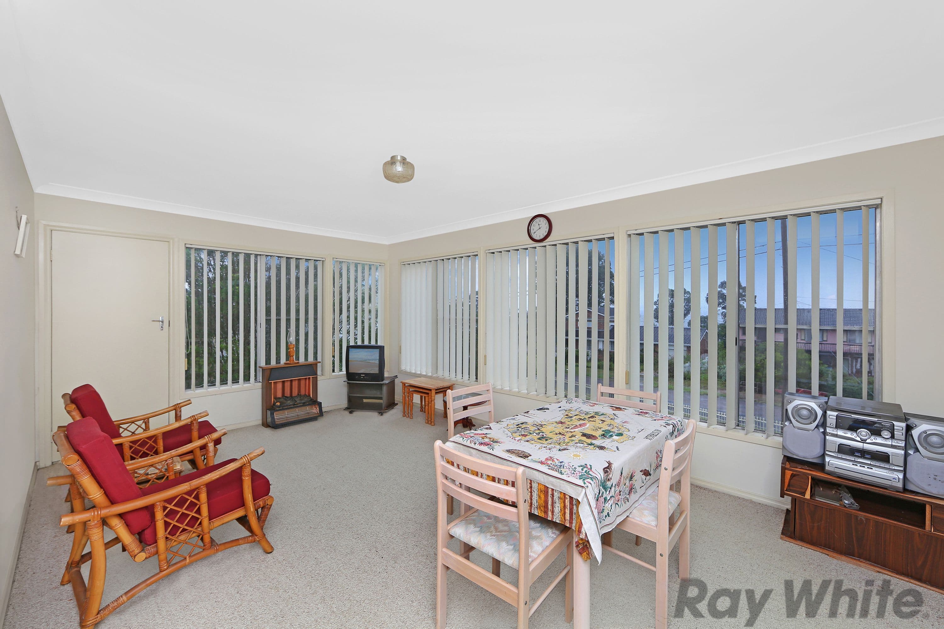 27 Coorabin Street, Gorokan - Thumbnail 4