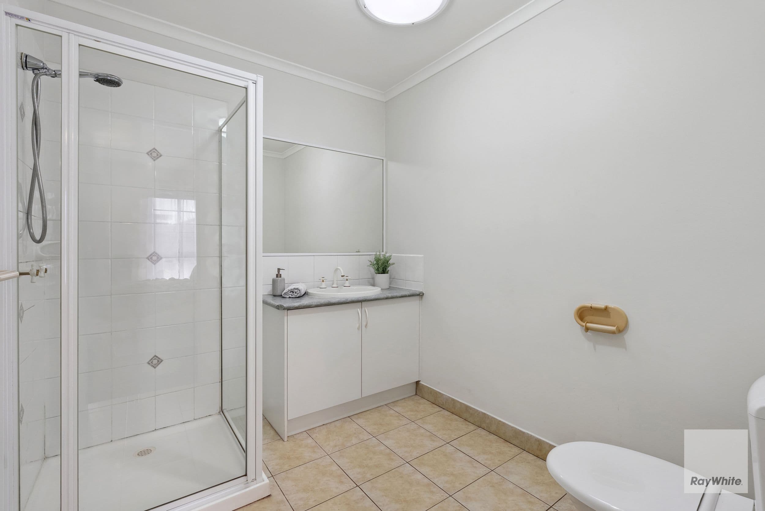 8 Kalista Avenue, Hillside VIC 3037, Hillside - Thumbnail 7