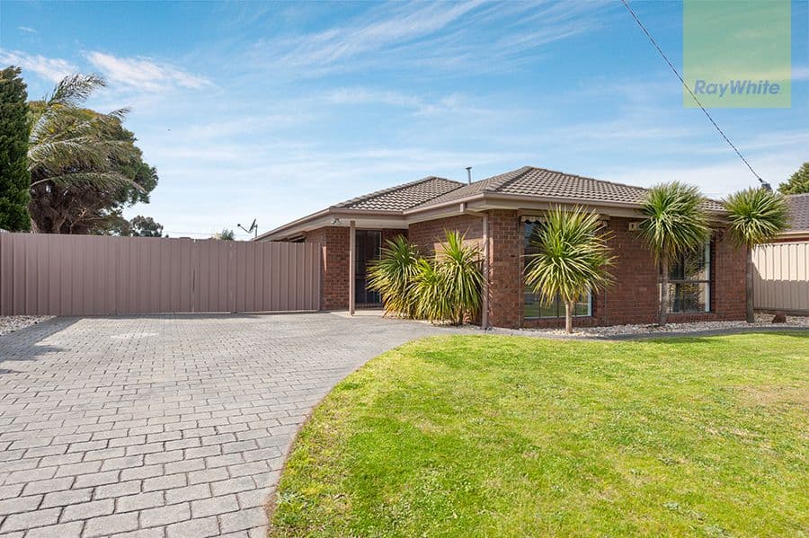 30 Studley Street, Craigieburn VIC 3064, Craigieburn - Image 1