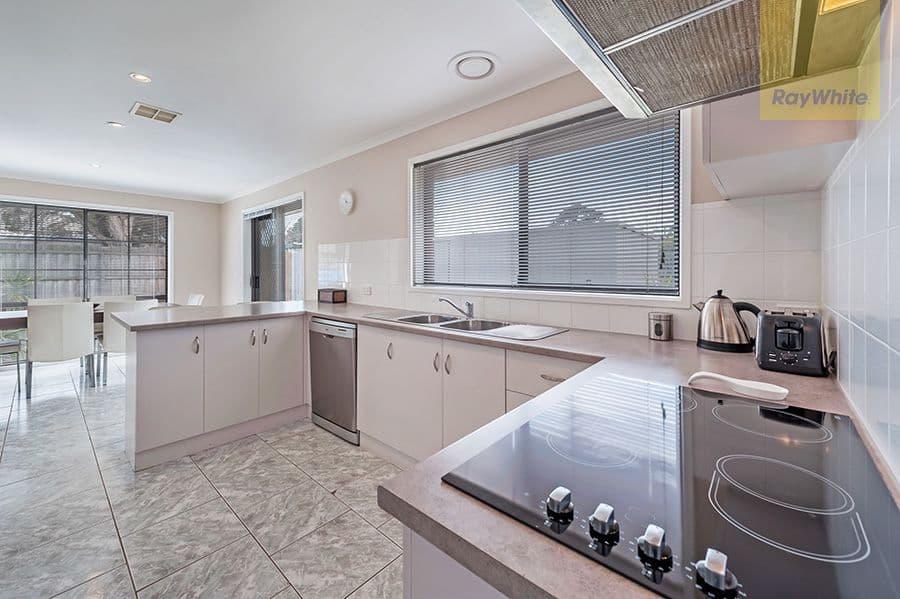 30 Studley Street, Craigieburn VIC 3064, Craigieburn - Thumbnail 3
