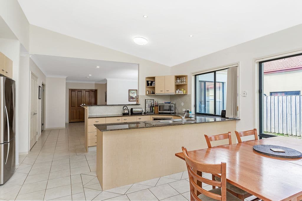 13 Dunstan Drive, Robina QLD 4226, Robina - Thumbnail 6